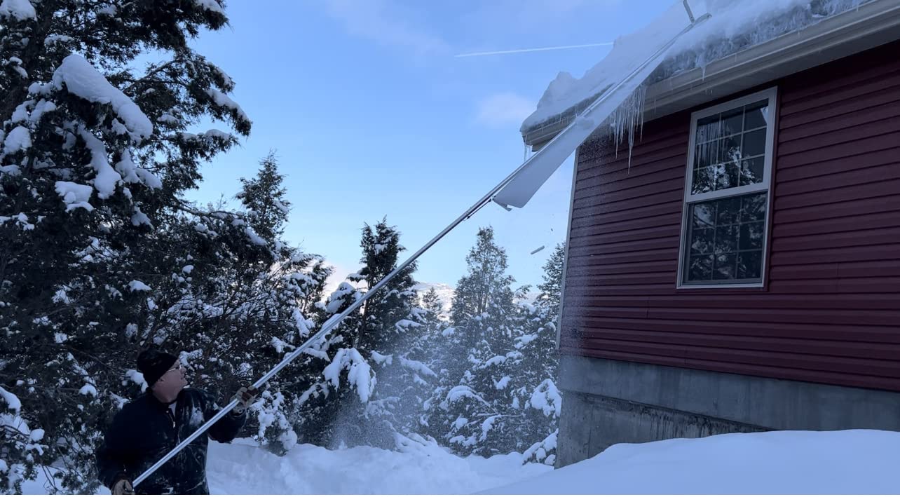 SNOWPEELER Premium Roof Rake for Snow Removal - 30 ft. Telescopic Heavy Duty Snow Shovel for Rooftop customer photo 1