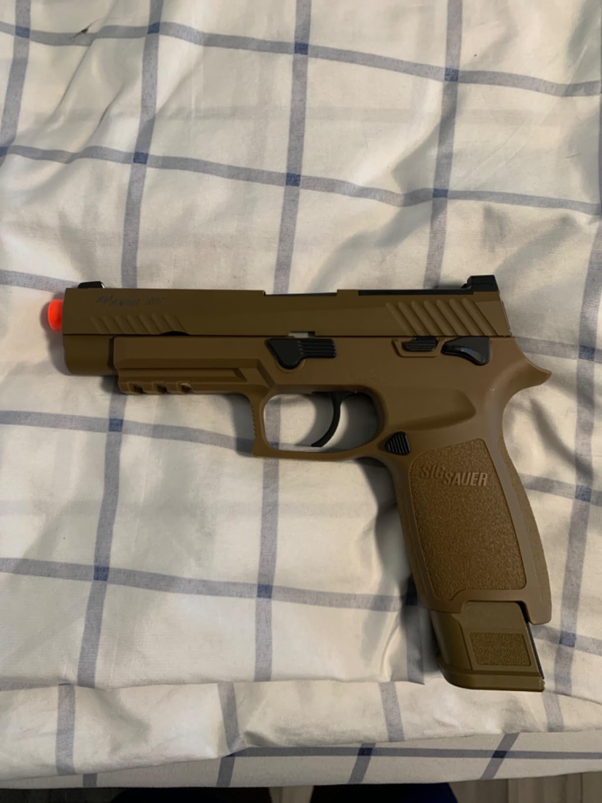 Sig Sauer ProForce 21rd M17 Airsoft Pistol | 6mm BB Caliber Metal Slide Construction with Full Blow-Back Action, Coyote Tan customer photo 2