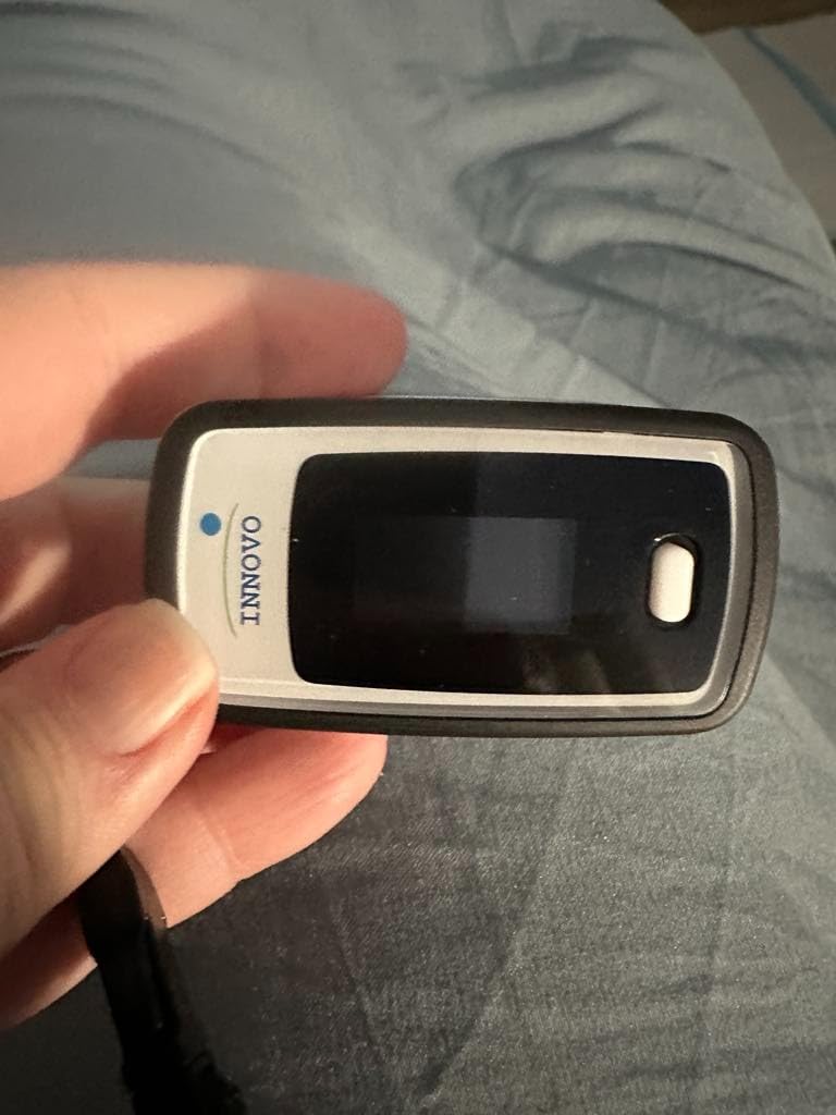 Innovo Deluxe iP900AP Fingertip Pulse Oximeter Blood Oxygen Saturation Monitor with Alarm, Plethysmograph and Perfusion Index customer photo 2
