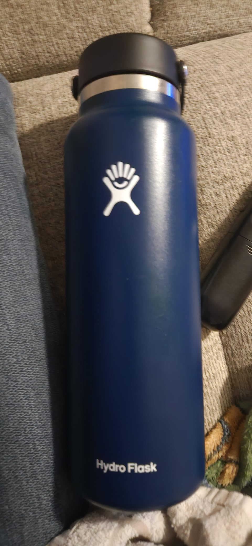 Hydro Flask Water Bottle - Insulated Stainless Steel - Wide Mouth Flex Lid, Non Spill, Leakproof and Refillable in 32 Oz Black customer photo 2