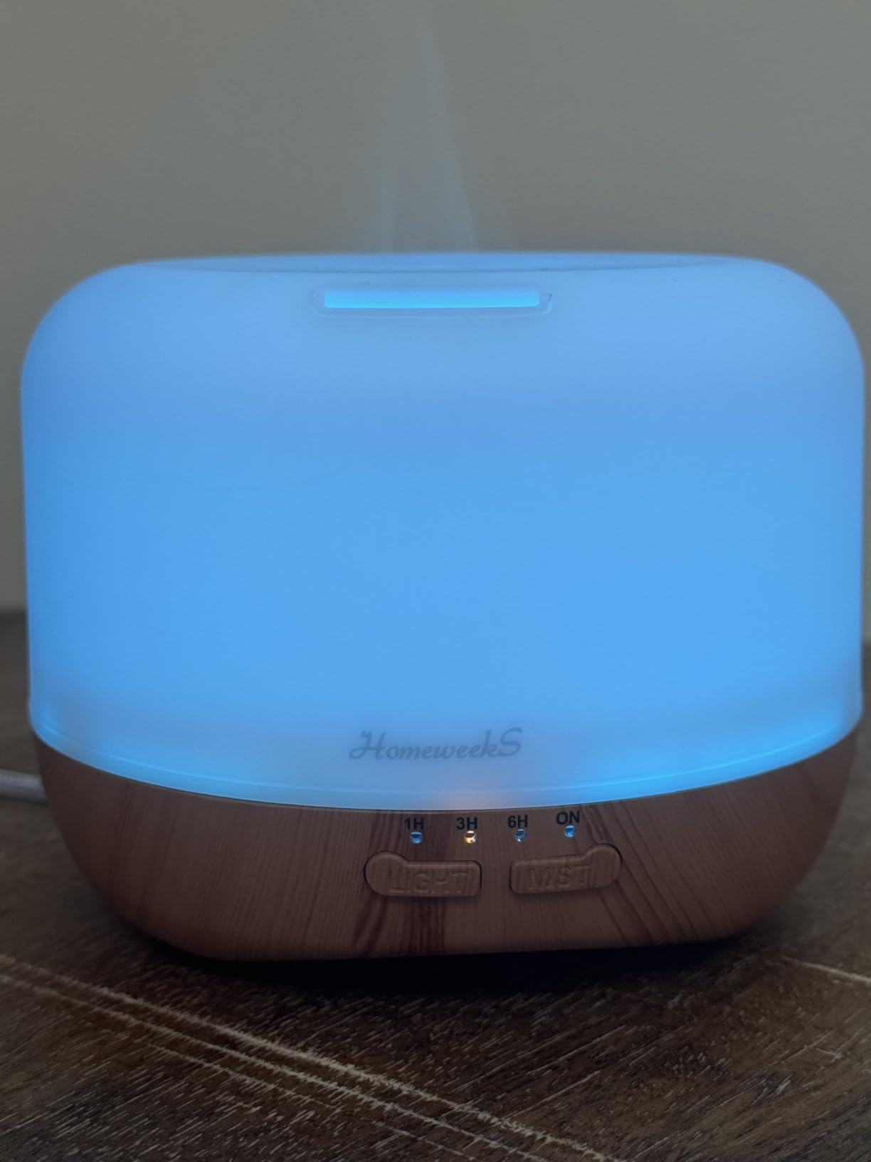 Homeweeks 300ml Essential Oil Diffuser, Quiet Aromatherapy Mist Diffusers for Essential Oils, Wood Grain, Ultrasonic, Remote Control, Timer, 7 Colors Light for Bedroom (300ml) customer photo 1