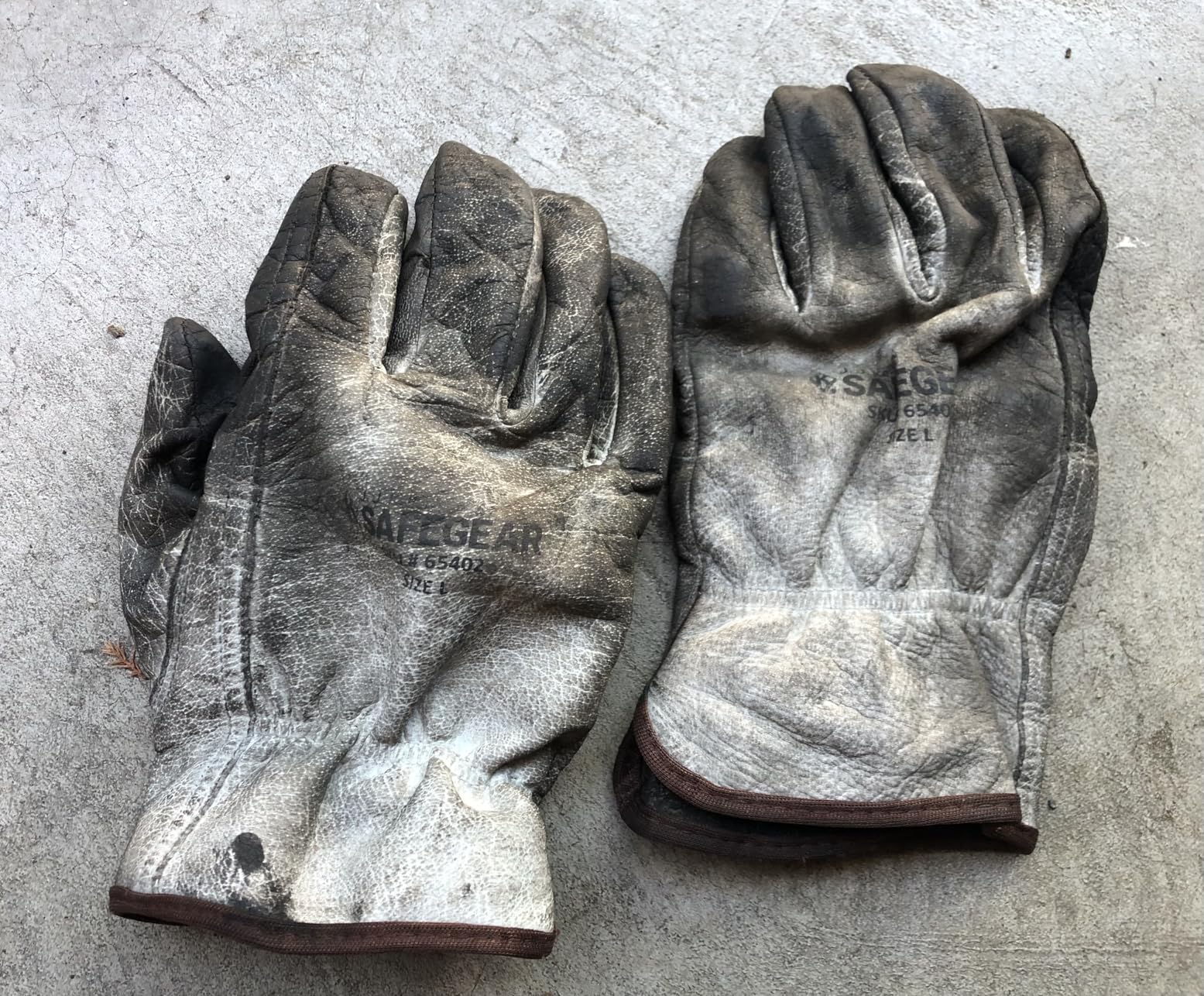 SAFEGEAR Cowhide Leather Work Gloves with Keystone Thumb, Driver Safety Gloves for Men or Women customer photo 2