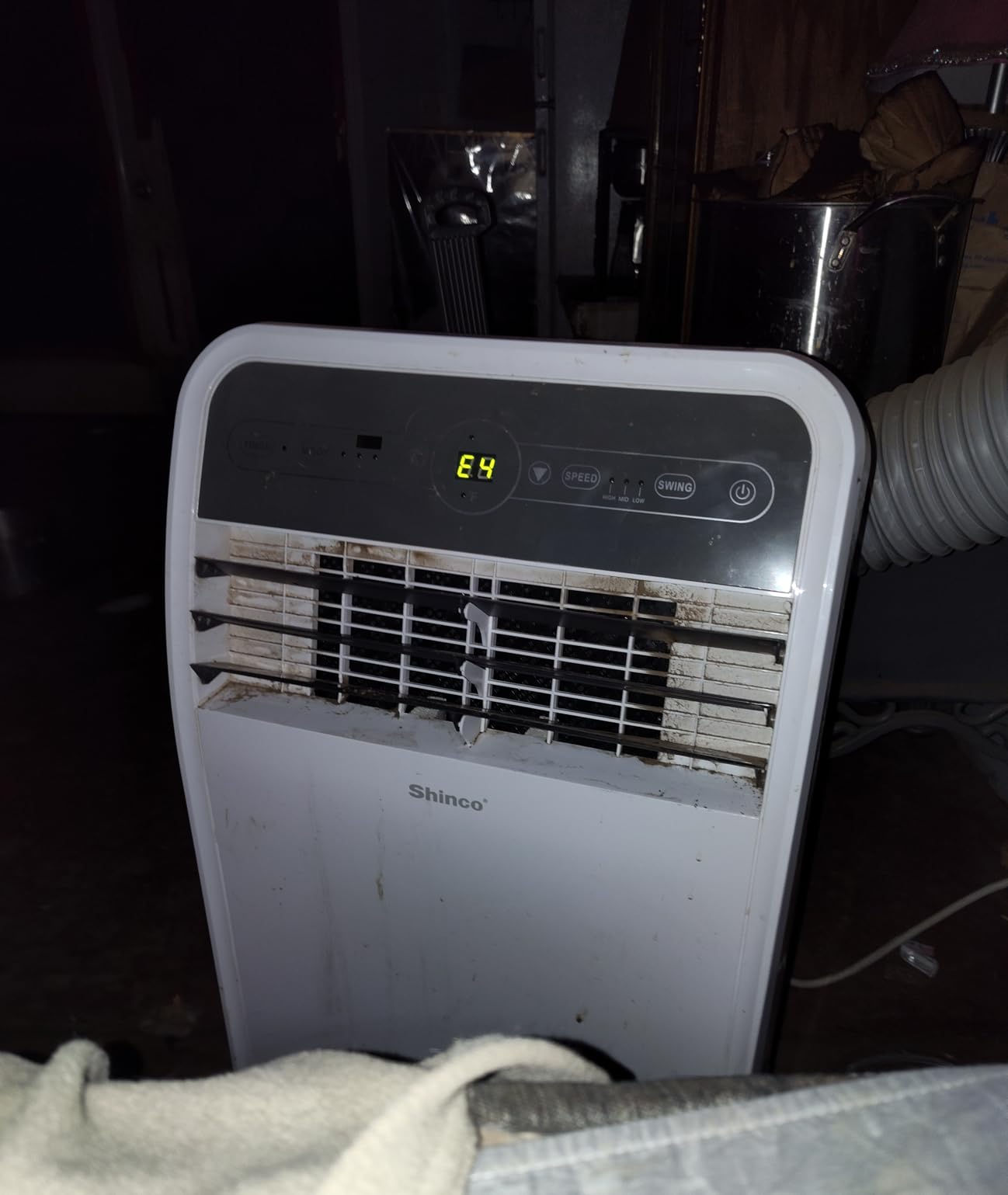 Shinco 12,000 BTU(7,500 BTU SACC) Portable Air Conditioner, Portable AC Unit with Built-in Cool, Dehumidifier&Fan Modes for Room up to 450 sq.ft, with Remote Control, 24 Hour Timer, Installation Kit customer photo 1