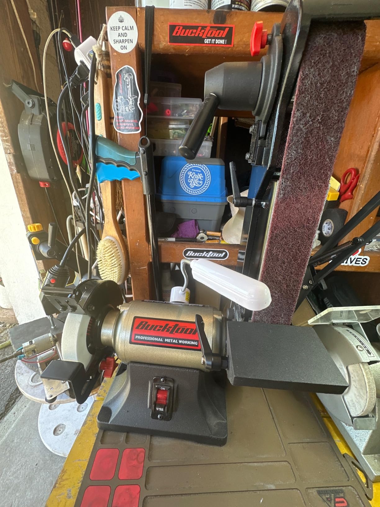 BUCKTOOL 2x42