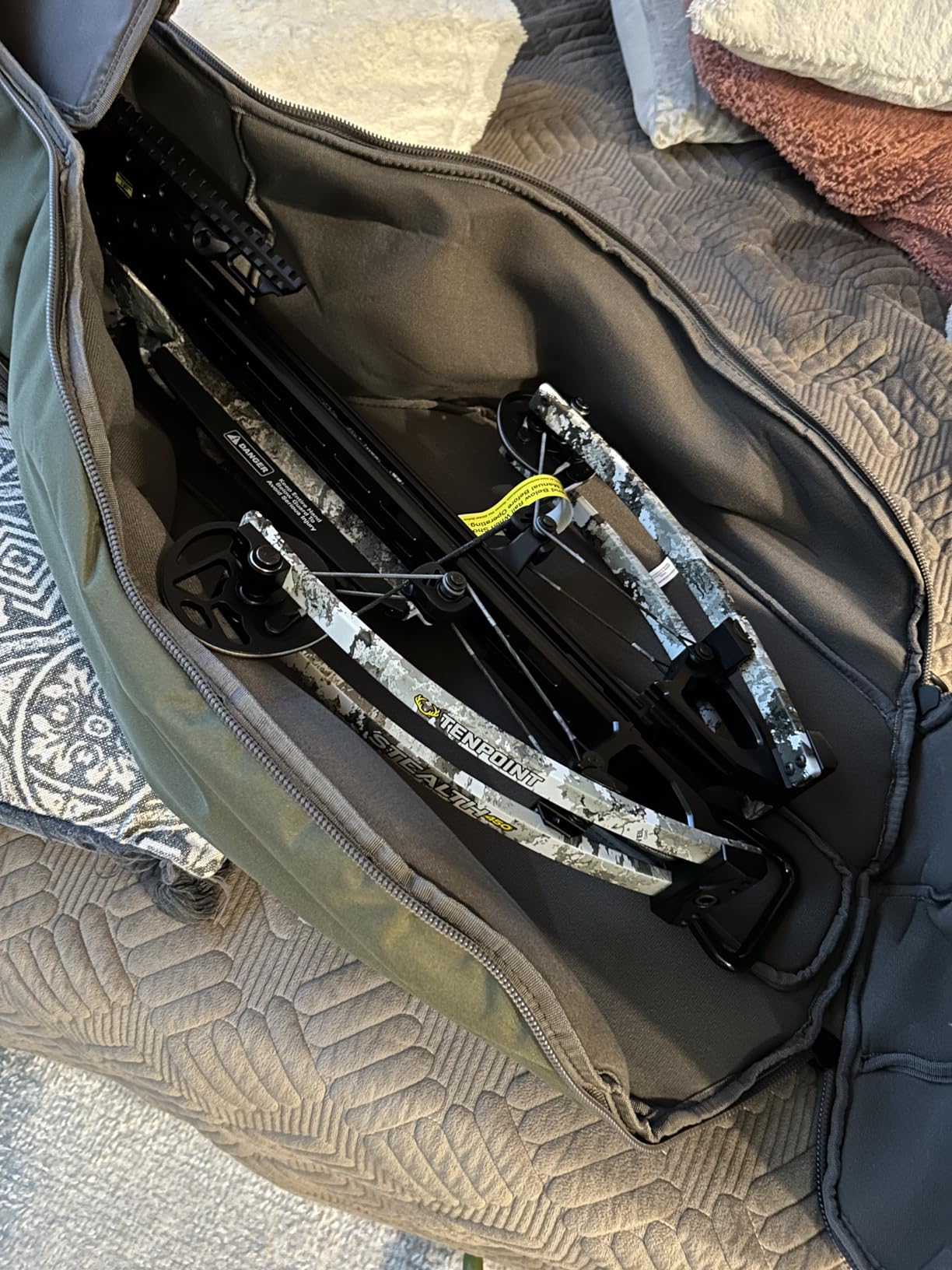Allen Company Titan Copperhead Crossbow Case - Tricot Design - Fits 15-Inch Scoped Narrow Limb Crossbows - Pockets for Bolts, Quivers, and Other Archery Accessories - Olive/Tan - 38