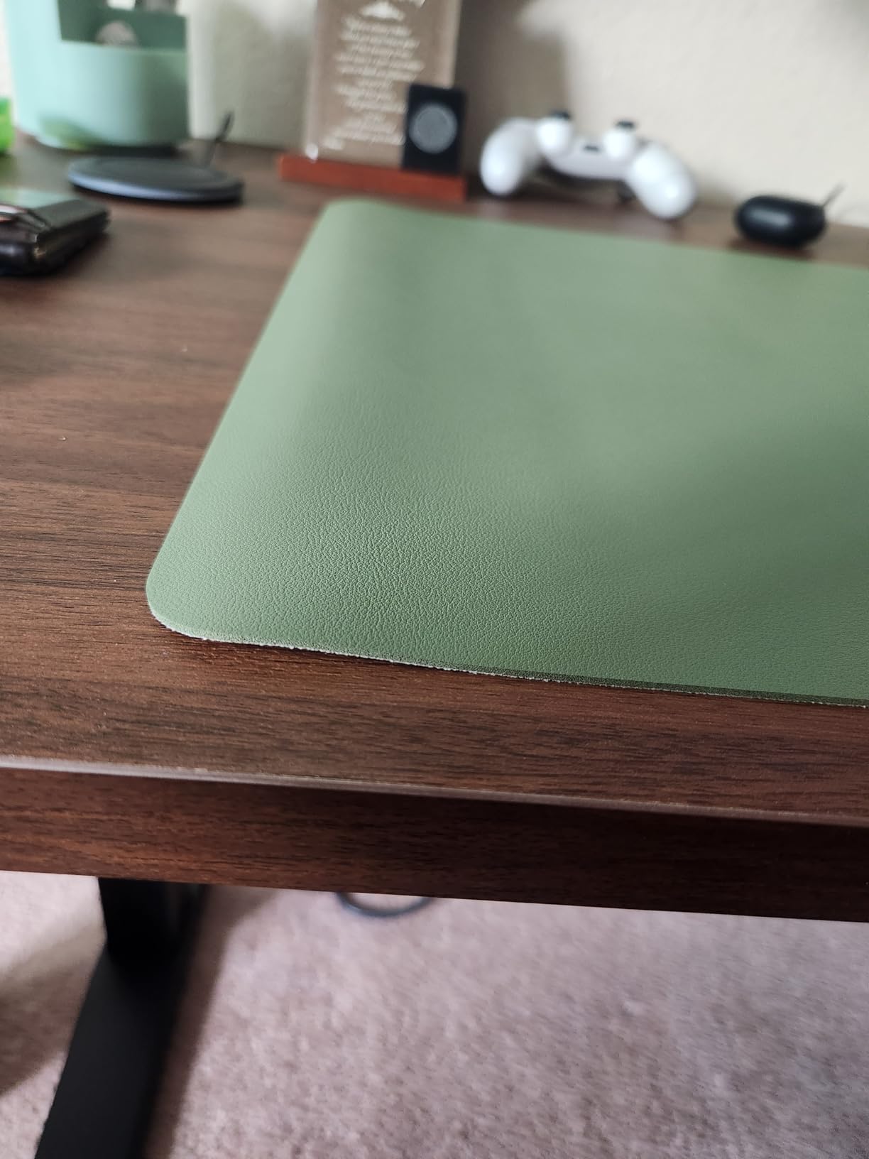 Aothia Leather Office Desk Pad Protector, Non-Slip PU Leather Desk Blotter, Waterproof Laptop Writing Mouse Pad for Office and Home, Black, 31.5
