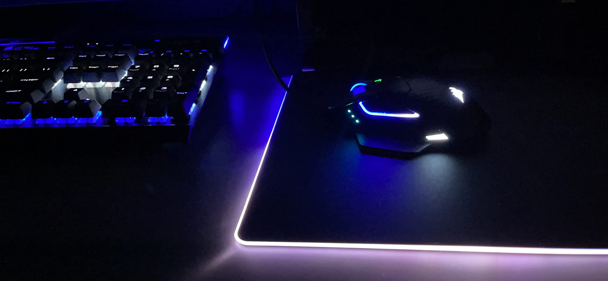Corsair Dark CORE RGB PRO Wireless/Wired FPS MOBA PC Gaming Mouse - Black customer photo 1