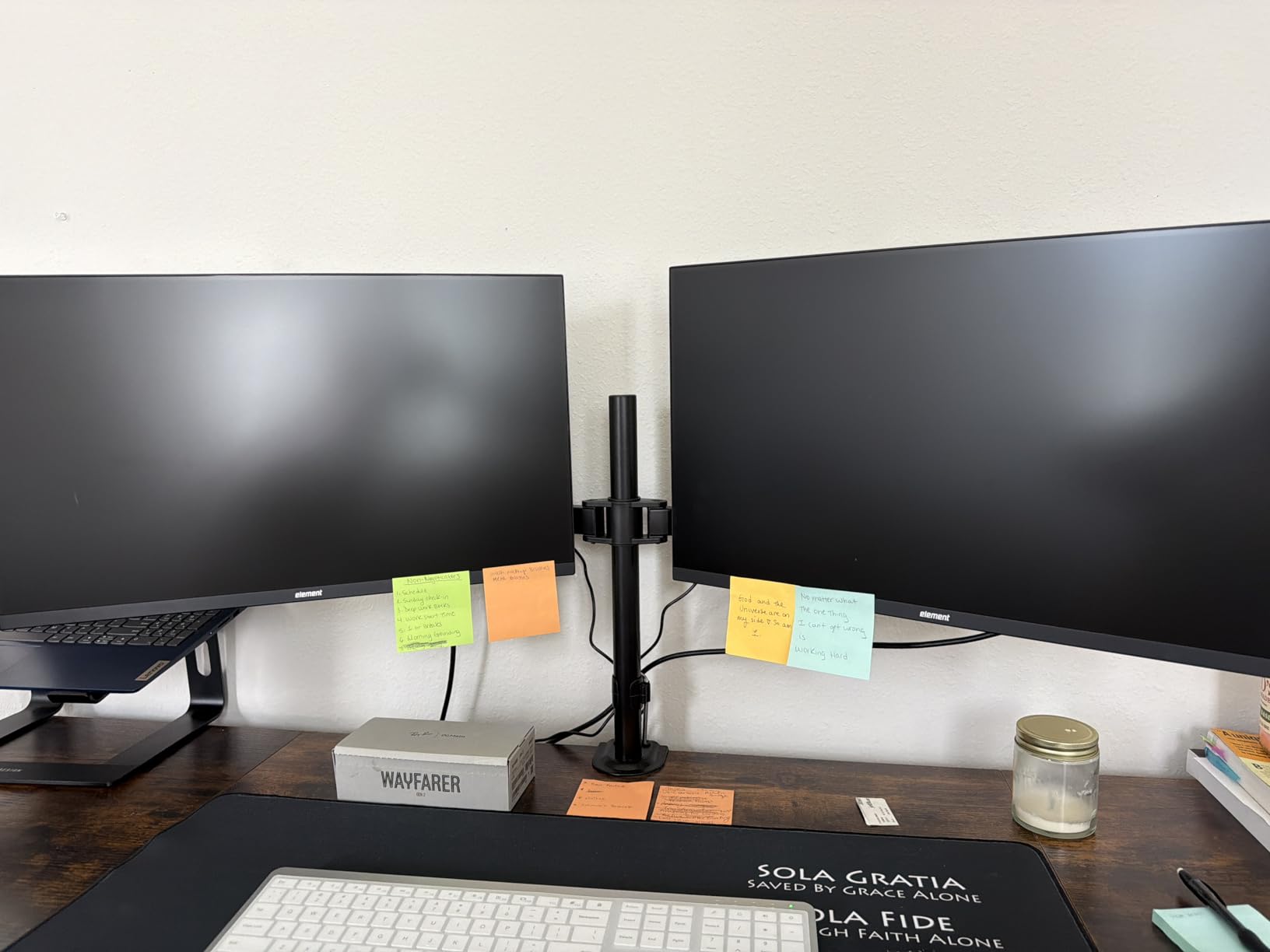 ErGear Dual Monitor Stand, Heavy Duty Adjustable Monitor Desk Mount for 2 Screens up to 32 Inches, Fully Adjustable Height, Tilt, Swivel, Rotate, Supports 17.6 lbs per Monitor Arm, Easy Installation customer photo 1