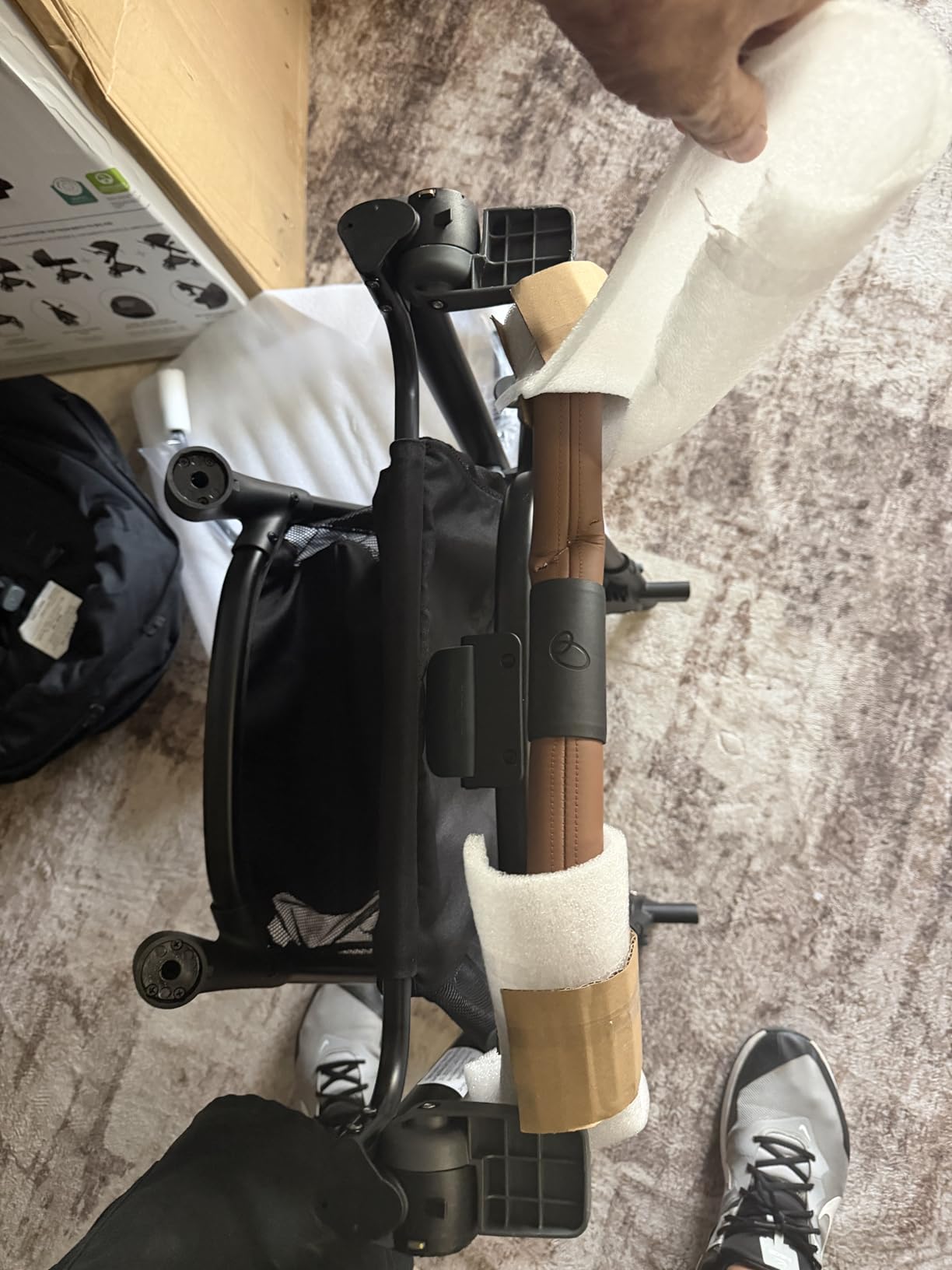 Evenflo Pivot NXT Travel System with LiteMax NXT Preemie and Infant Car Seat customer photo 1