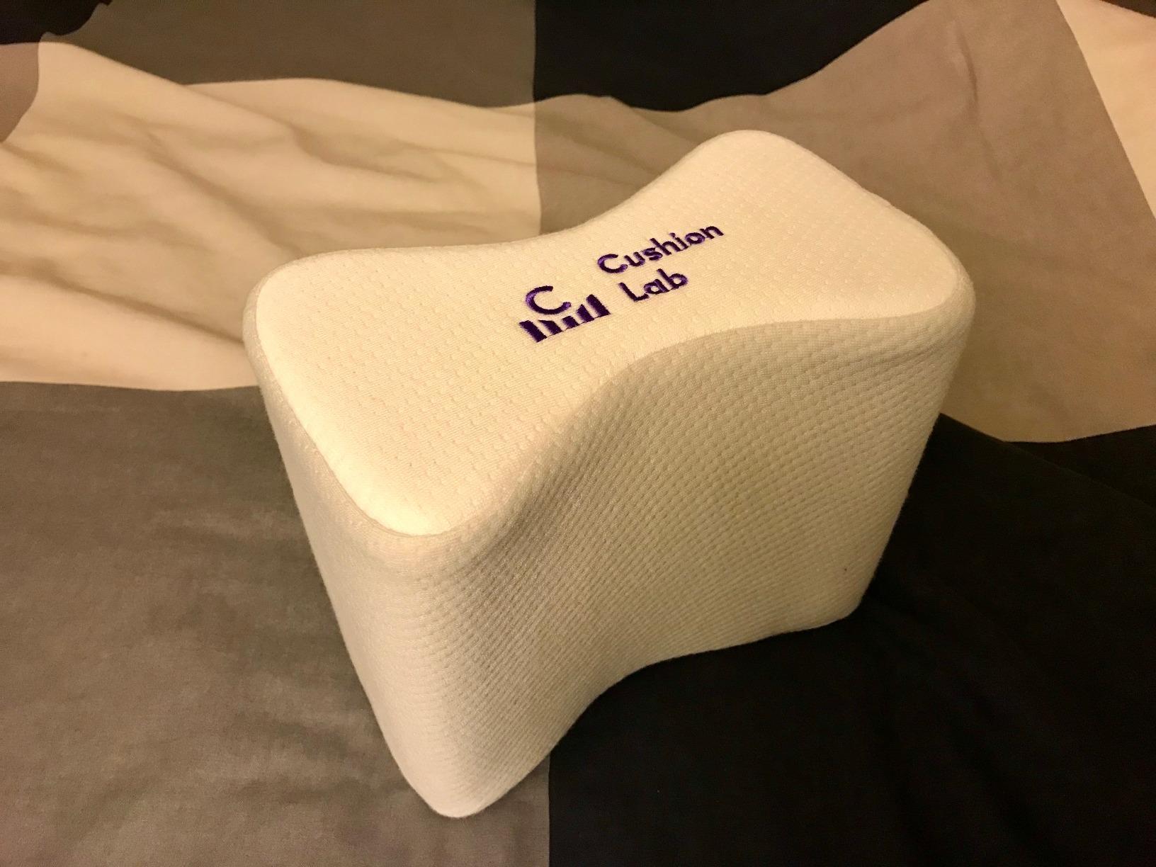 C CUSHION LAB Extra Support Orthopedic Knee Pillow for Side Sleepers - Healthy Alignment Leg Pillow for Sleeping - Hip, Pregnancy, Sciatica, & Back Pain Relief - Memory Foam Contour Wedge - Large Size customer photo 2