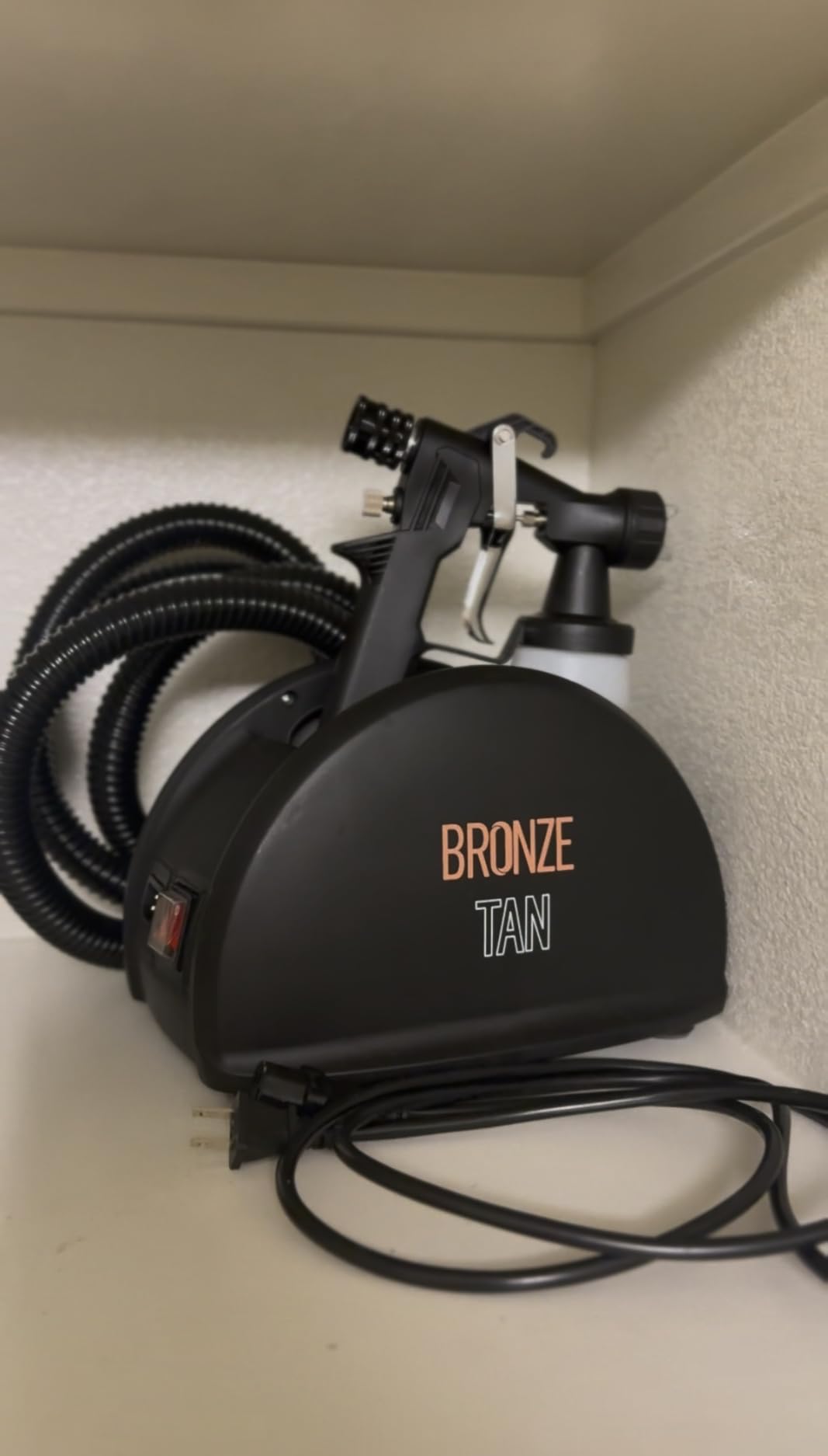 Bronze Tan Professional Spray Tan Machine with HVLP Spray Gun, 110V customer photo 2