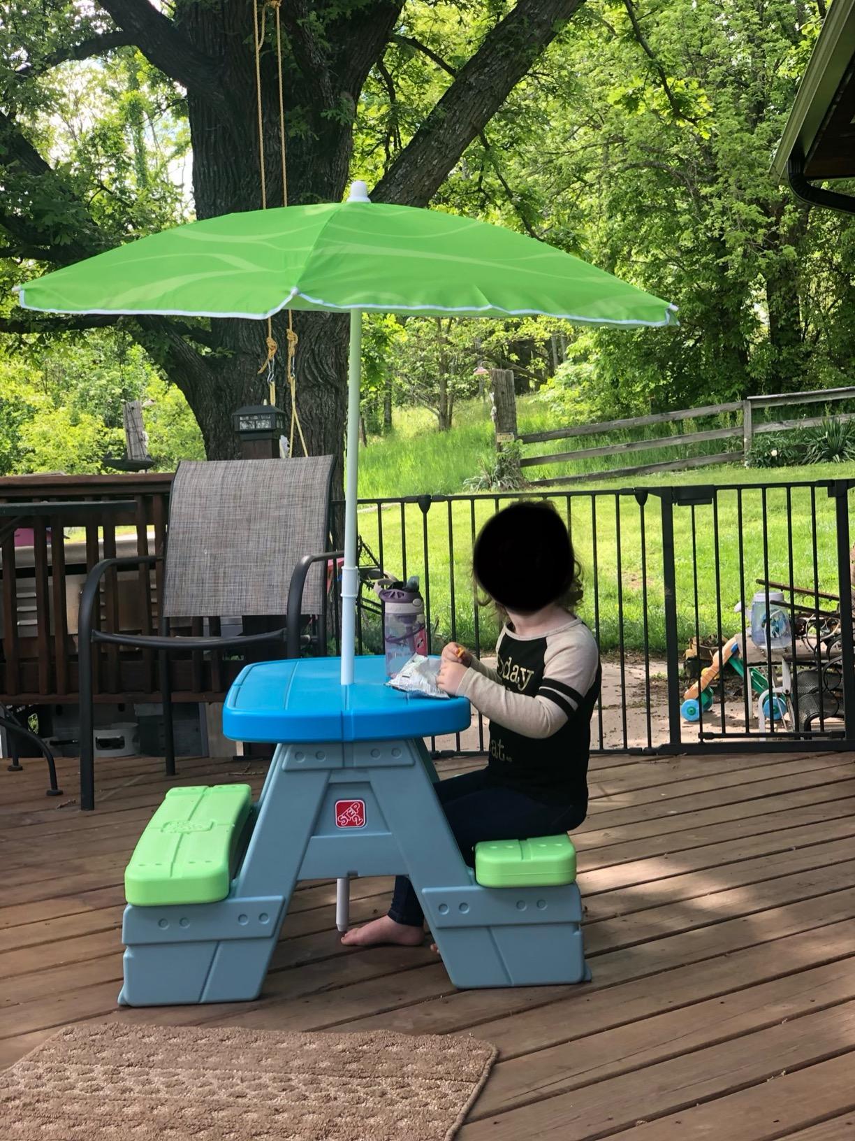 Step2 Sun & Shade Kids Picnic Table with Removeable Umbrella, Indoor/Outdoor Toys, Fits 4 Children, Made of Durable Plastic, For Toddlers 1.5-4 Years Old customer photo 2