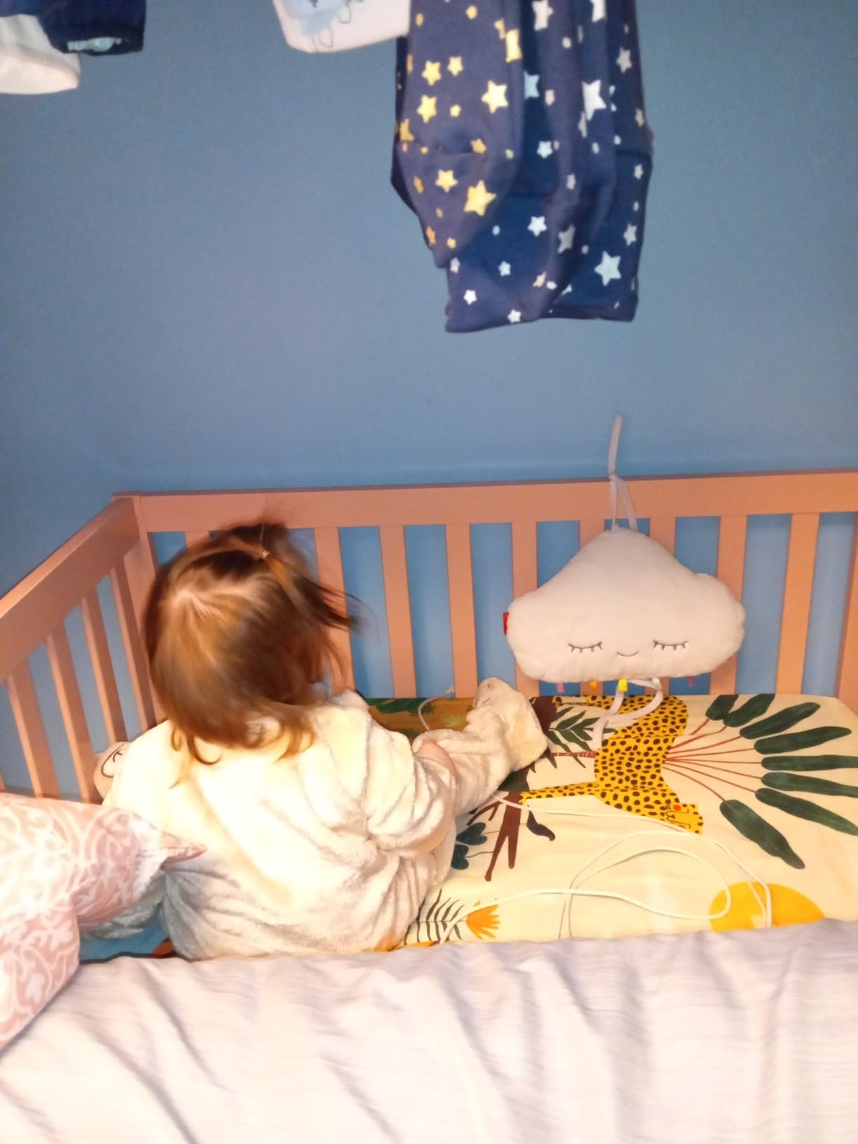 Dream On Me Edgewood 4-in-1 Convertible Mini Baby Crib in Cool Grey, GreenGuard Gold & JPMA, Non-Toxic, Compact 40×25×33