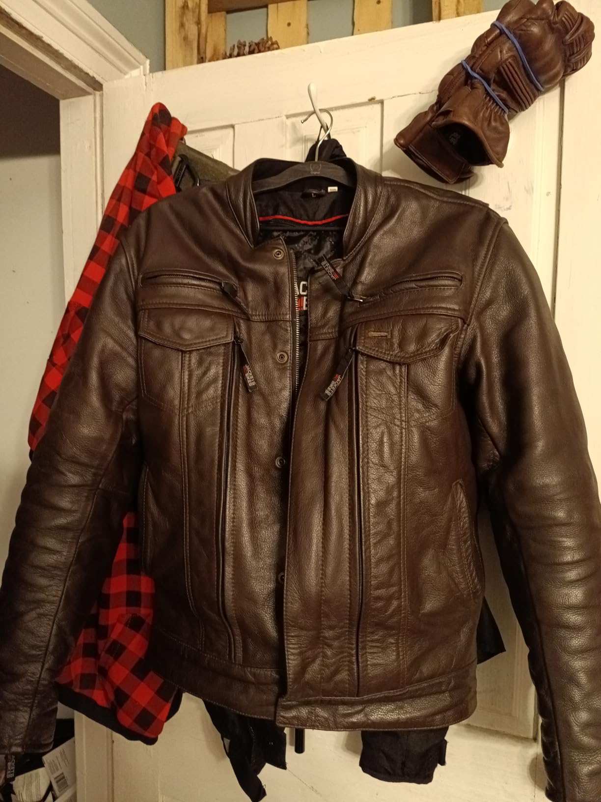 COMMUTER Men's Motorcycle Jacket, Premium Buffalo Leather, CE Armor, Ventilation, Utility Pockets, Cruiser Biker customer photo 2