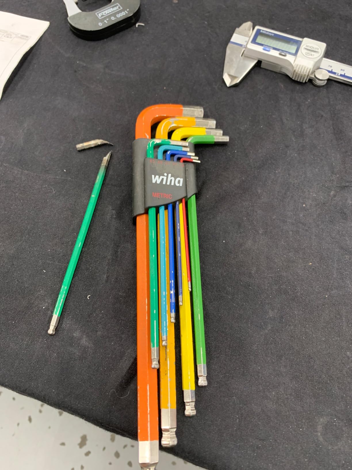 Wiha 66980 Ball End Hex L-Key Set, 9 Piece, Metric, Color Coded, Textured Grip, Includes Holder customer photo 1