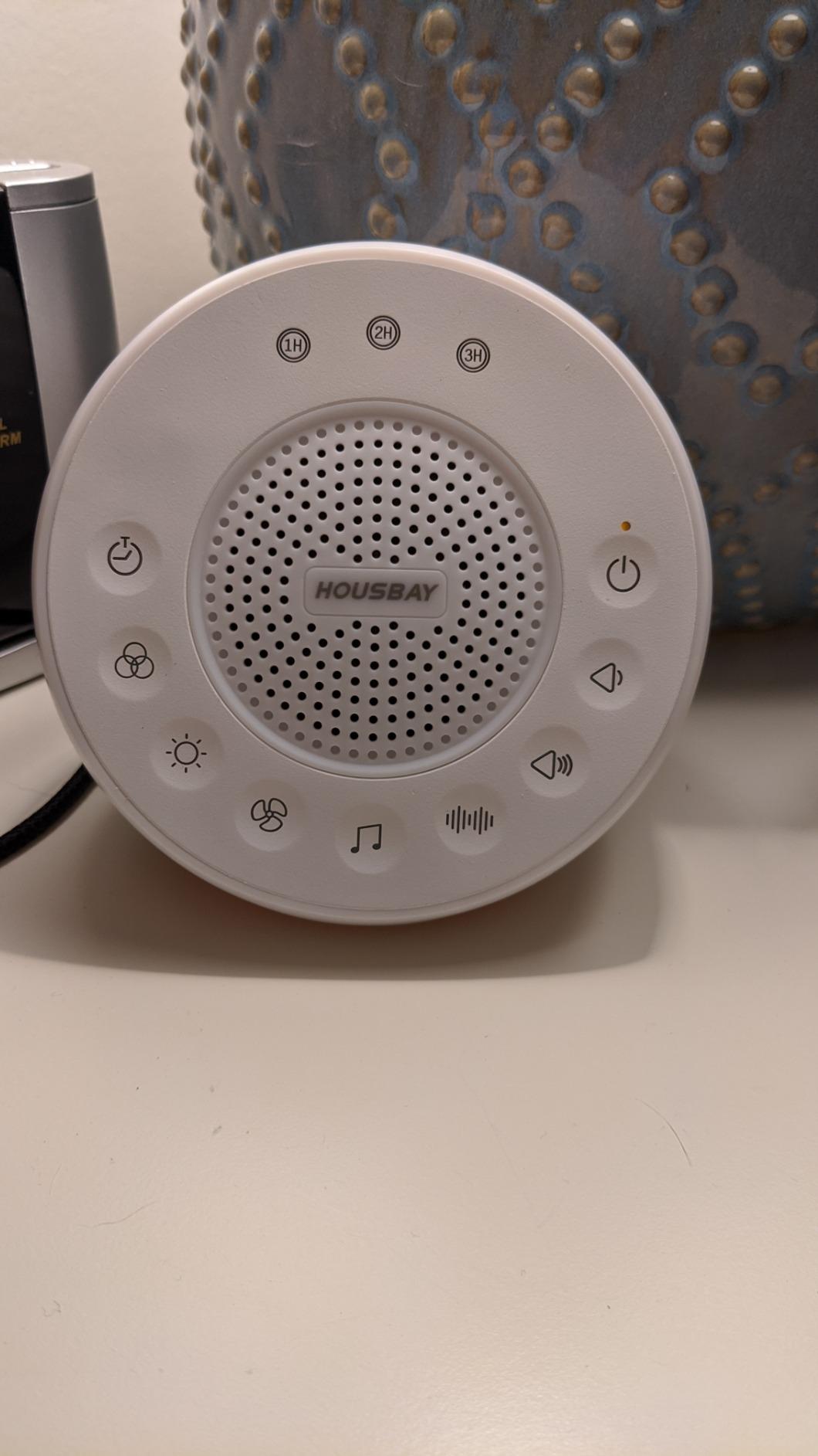 Housbay White Noise Machine with 31 Soothing Sounds, 5W Loud Stereo Sound, Auto-Off Timer, Adjustable Volume, Sleep Sound Machine for Baby, Kid, Adult -Wood Grain customer photo 2