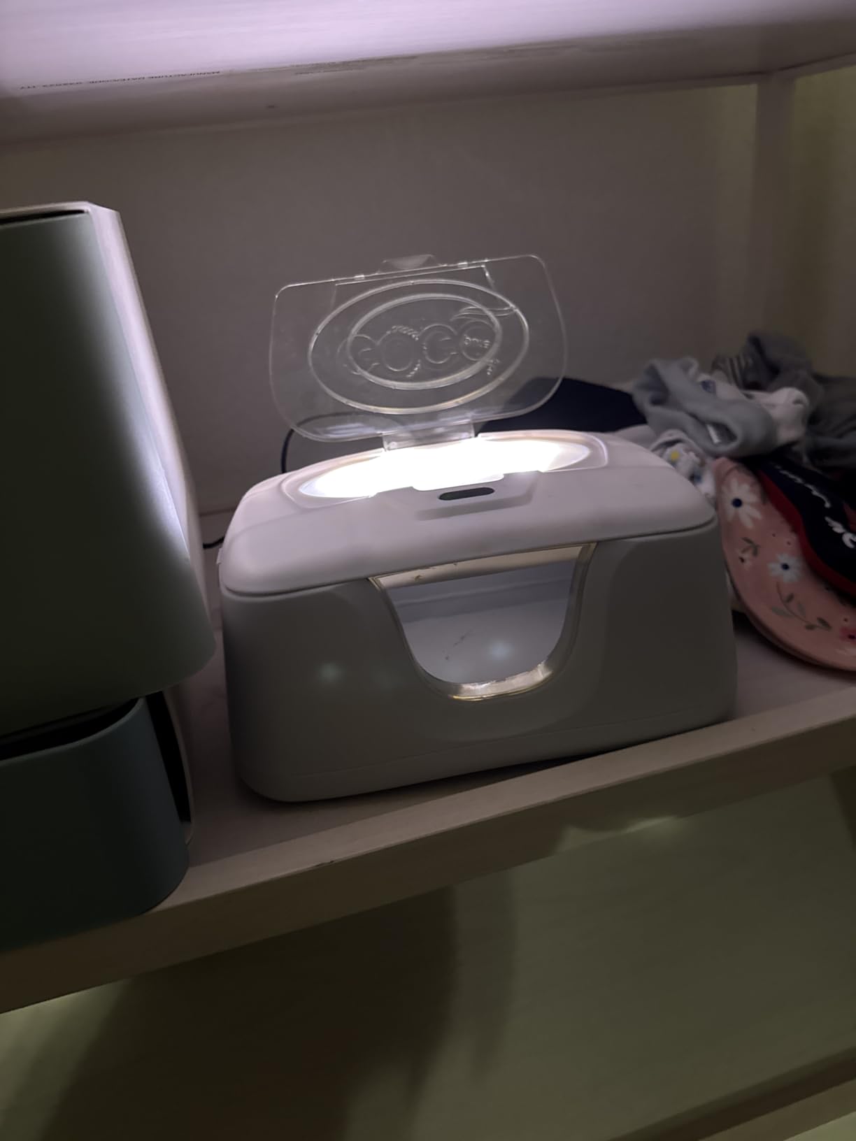 GOGO Pure Baby Wet Wipe Warmer and Wet Wipe Dispenser, Advanced Features - 4 Bright Auto Off LED Ample Lights for Nighttime Changes, Dual Heat for Baby's Comfort, Improved Design customer photo 1