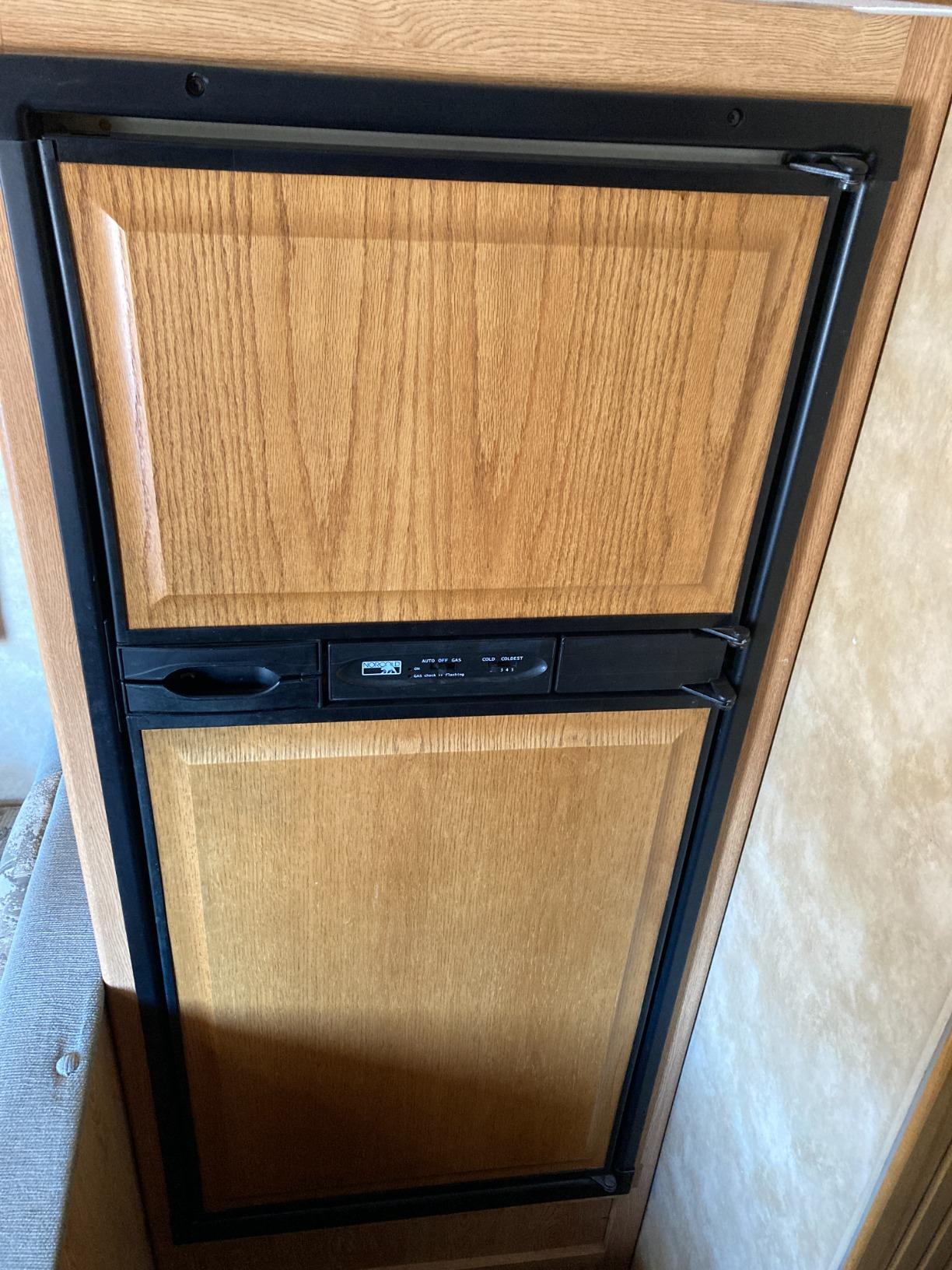RecPro 10 Cu Ft 12V RV Refrigerator | Black | Frost-Free | Double Door | Low Power Consumption, Adjustable Shelves customer photo 2