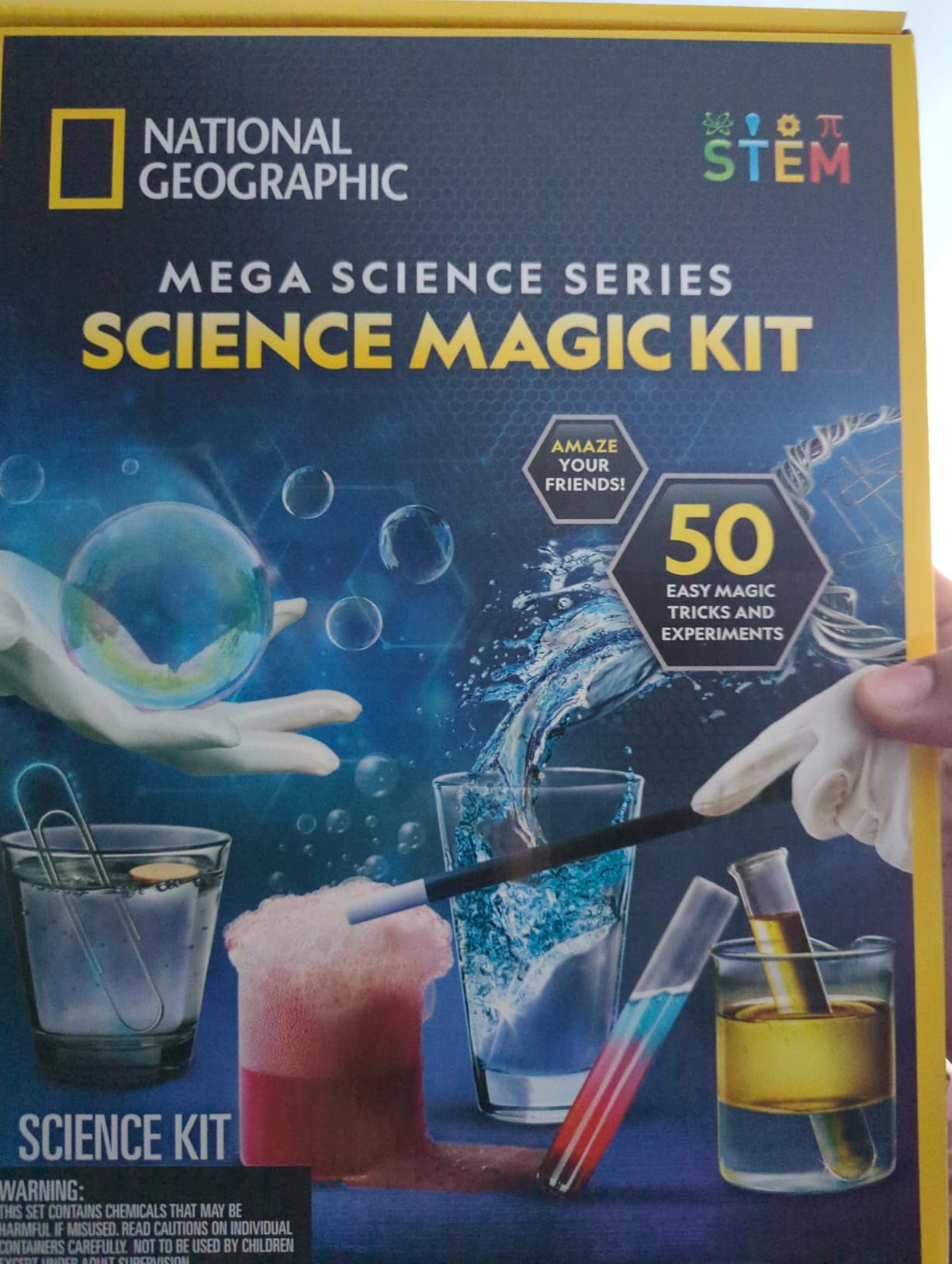 NATIONAL GEOGRAPHIC Science Magic Kit - Science Kit for Kids with 100+ Unique Experiments and Magic Tricks, Chemistry Set and STEM Project, A Great Gift for Boys and Girls (Amazon Exclusive) customer photo 2