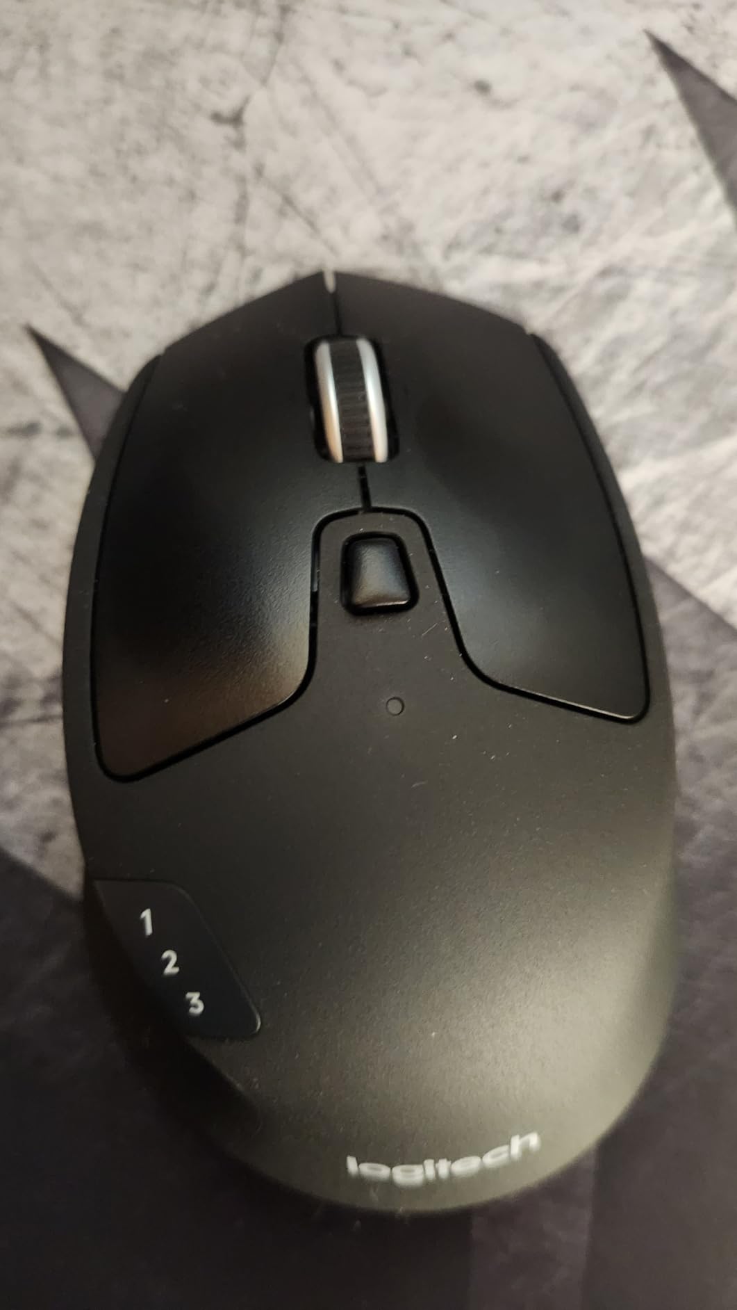 Logitech M720 Triathalon Full Size Multi-Device Wireless Mouse - Black customer photo 2