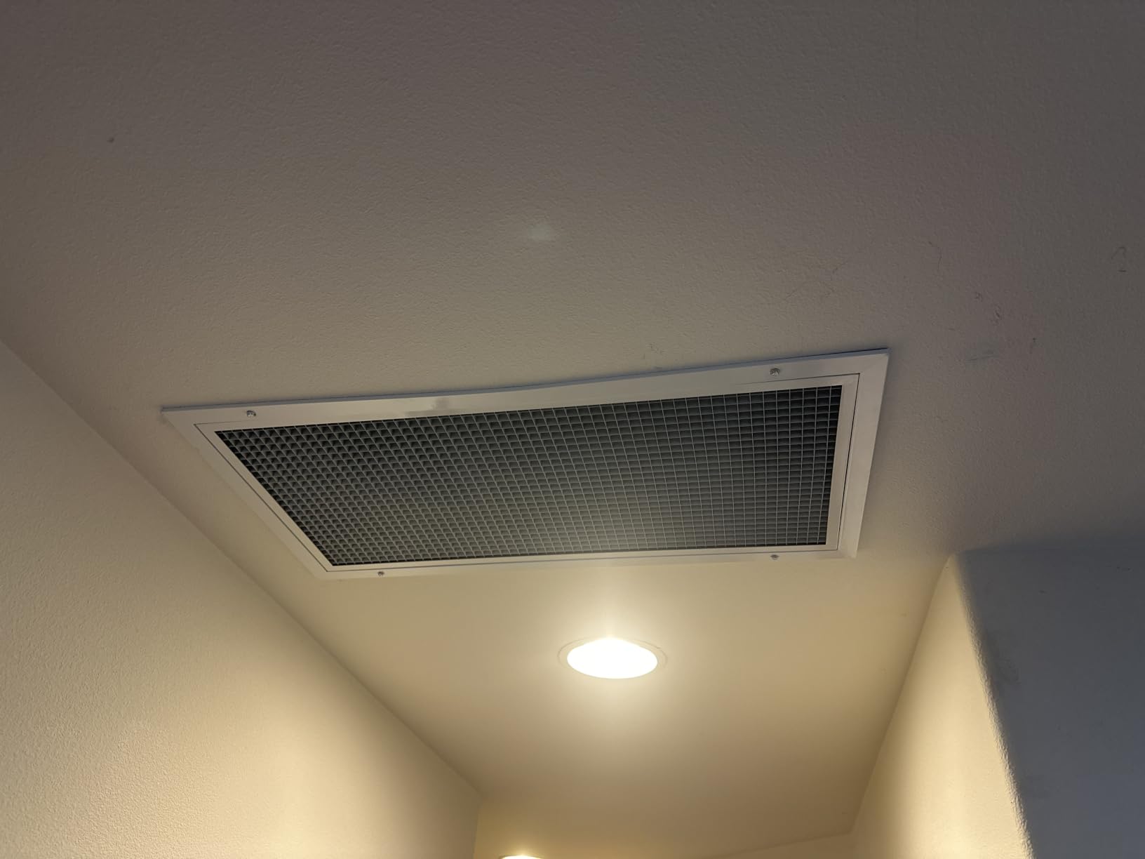 Centric Air 4.0 Ultra Quiet & Energy Saving Whole House Fan, Plug & Play | Includes R5 Insulated Damper, 2 Speed Remote With Temperature & Timer, For 1 Story to 3000 Sqft & 2 Story to 4400 Sqft Homes customer photo 2