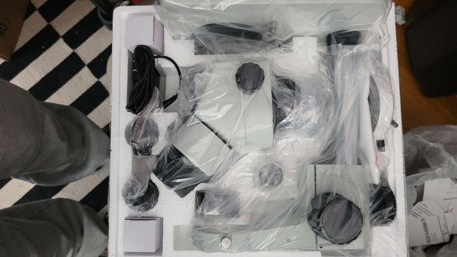 SWIFT Trinocular Stereo Zoom Microscope with 56-Bulb LED Ring Light, 3.5X-90X Magnification, WF10X Eyepieces, 0.7X-4.5X Zoom Objective, 0.5X 2.0X Additional Objectives, Table Pillar Stand customer photo 1