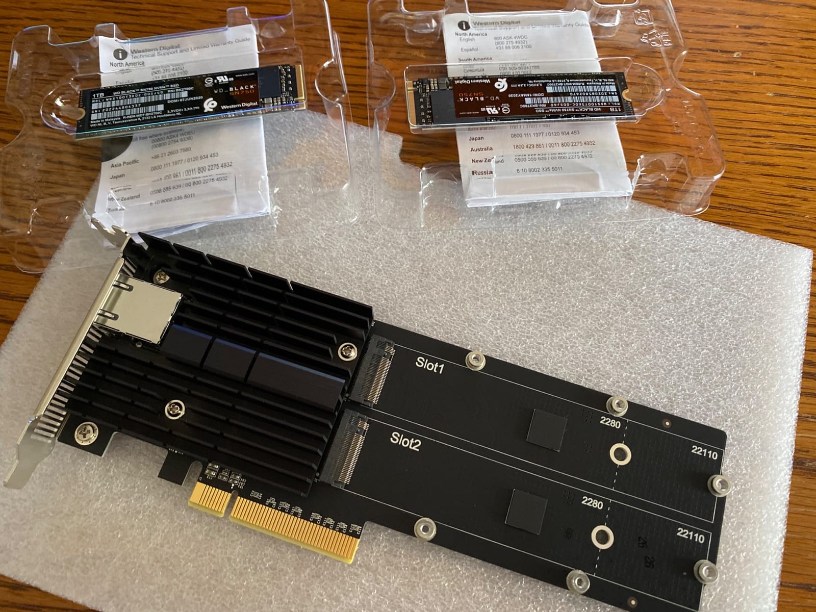 Synology 10Gb Ethernet and M.2 Adapter card E10M20-T1, RJ-45; 1 port customer photo 1