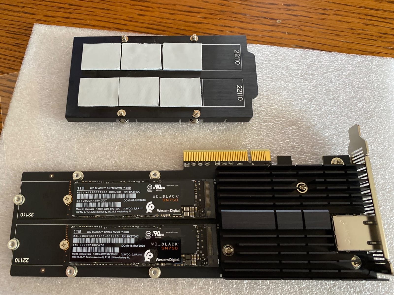 Synology 10Gb Ethernet and M.2 Adapter card E10M20-T1, RJ-45; 1 port customer photo 2