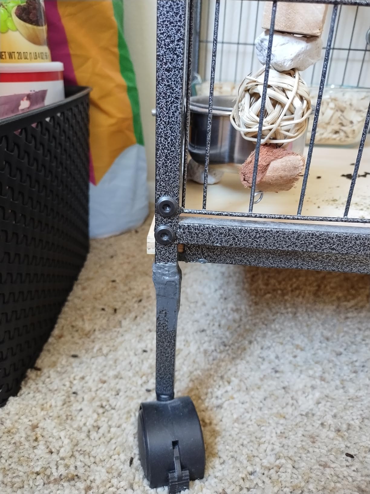 PawHut Metal Small Animal Cage, 4-Tiers Rolling Big Ferret Cage customer photo 1