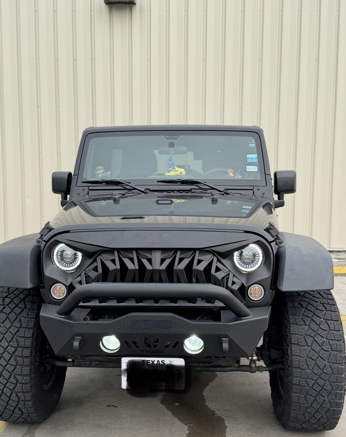 Tyger Auto TG-BP6J70078 Tyger FURY Stubby Front Bumper w/Winch Plate Compatible with 2007-2026 Jeep Wrangler JK/JL; 2020-2026 Gladiator | Textured Black customer photo 1