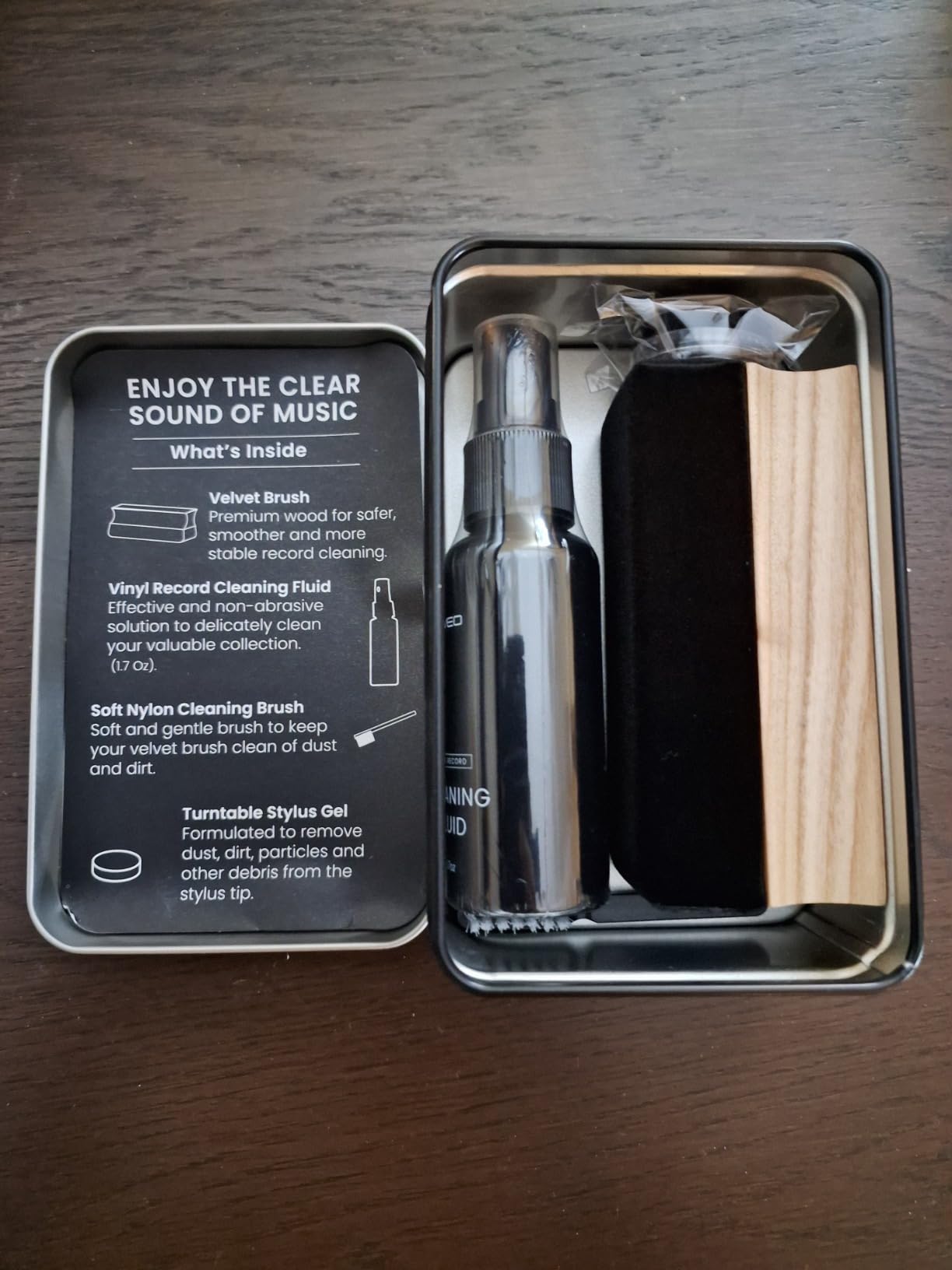 EVEO Vinyl Record Cleaning Kit - 4-in-1 Premium Vinyl Record Cleaner & Vinyl Cleaning Kit with Velvet Brush, Vinyl Cleaner Liquid, Duster & Turntable Stylus Gel customer photo 2
