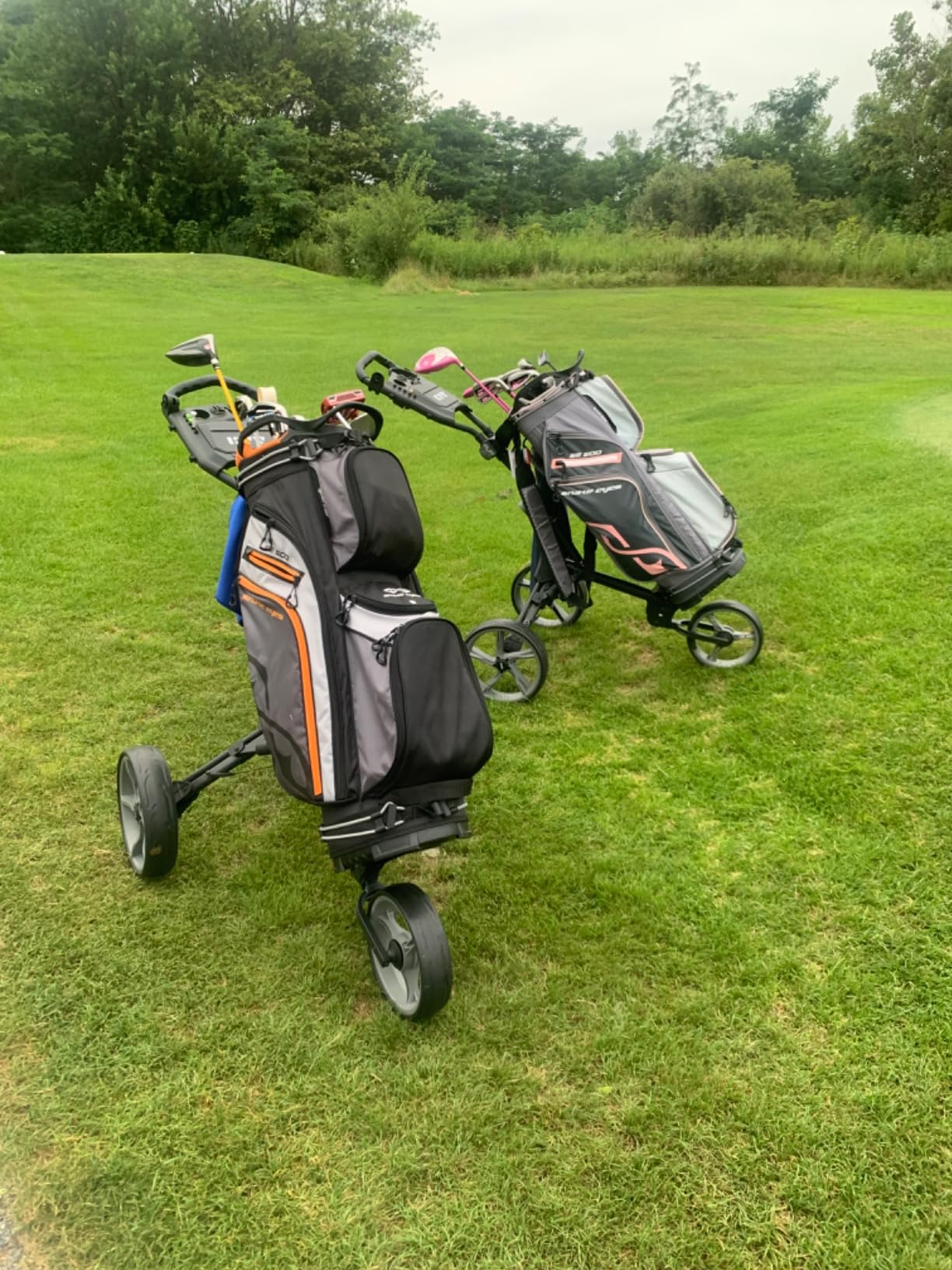 KVV 3 Wheel Foldable/Collapsible Golf Push Cart Ultra Lightweight Smallest Folding Size, New-Version Scorecard Holder Umbrella Holder Included customer photo 2