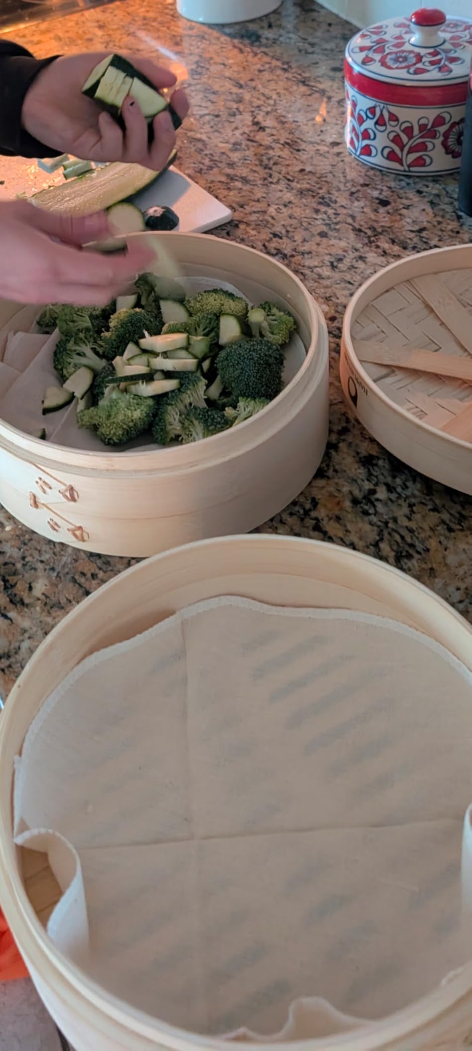 HAPPI STUDIO Bamboo Steamer Basket 10 Inch, Extra Deep Dumpling Steamer Set customer photo 2
