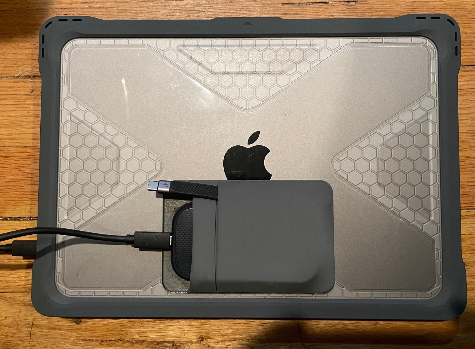 SANDISK 1TB Extreme PRO Portable SSD - Up to 2000MB/s - USB-C, USB 3.2 Gen 2x2, IP65 Water and Dust Resistance, Updated Firmware - External Solid State Drive - SDSSDE81-1T00-G25 customer photo 1