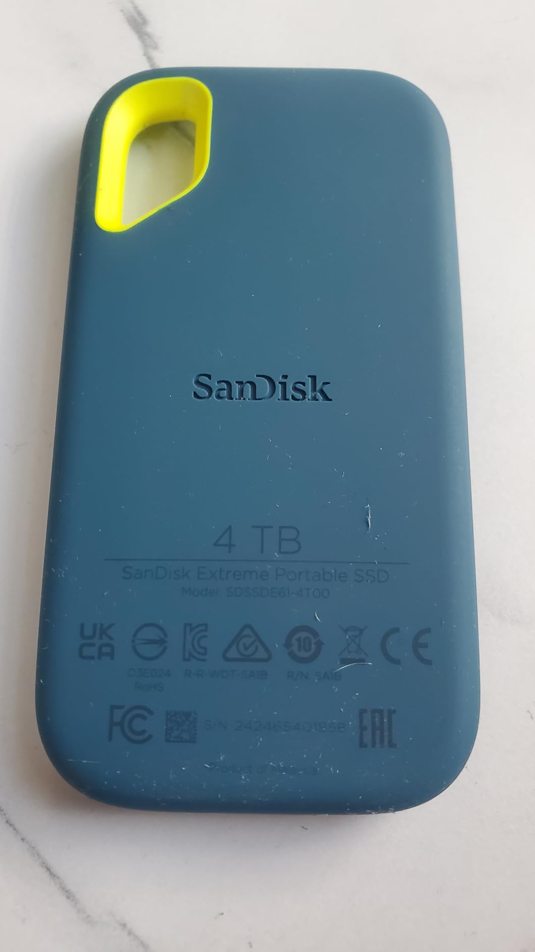 SANDISK 2TB Extreme Portable SSD (Old Model) - Up to 1050MB/s, USB-C, USB 3.2 Gen 2, IP65 Water and Dust Resistance, Updated Firmware - External Solid State Drive - SDSSDE61-2T00-G25 customer photo 2