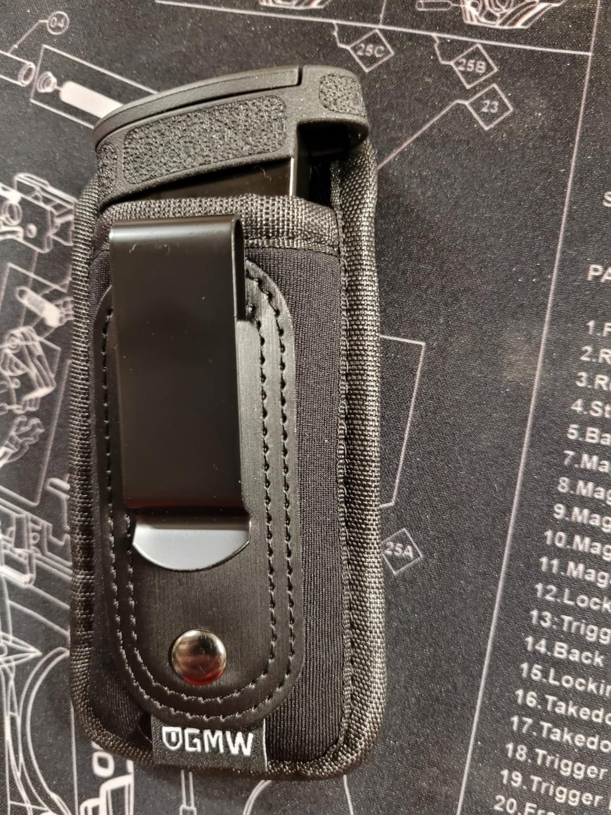 Universal Magnetic IWB/OWB Magazine Holster for 9mm .380 .40 .45 | Magazine Pouch for 1911, Glock 17/19/43, M&P S&W, Pistol Mag Pouch for Single/Double Stack Handgun Magazines and Ammunition customer photo 1