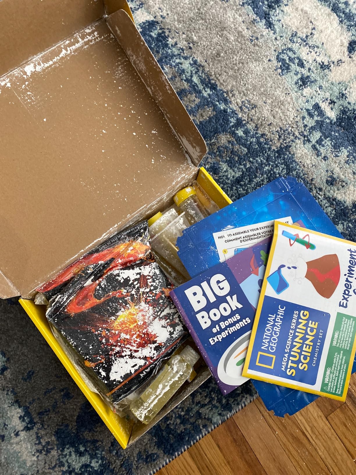 National Geographic Chemistry Set with 45 Experiments for Kids 8-12 | Volcano Eruption, Geyser and Rocket Activities, Hands-On Chemical Reactions, STEM Projects, Science Kit, Birthday Gift customer photo 2