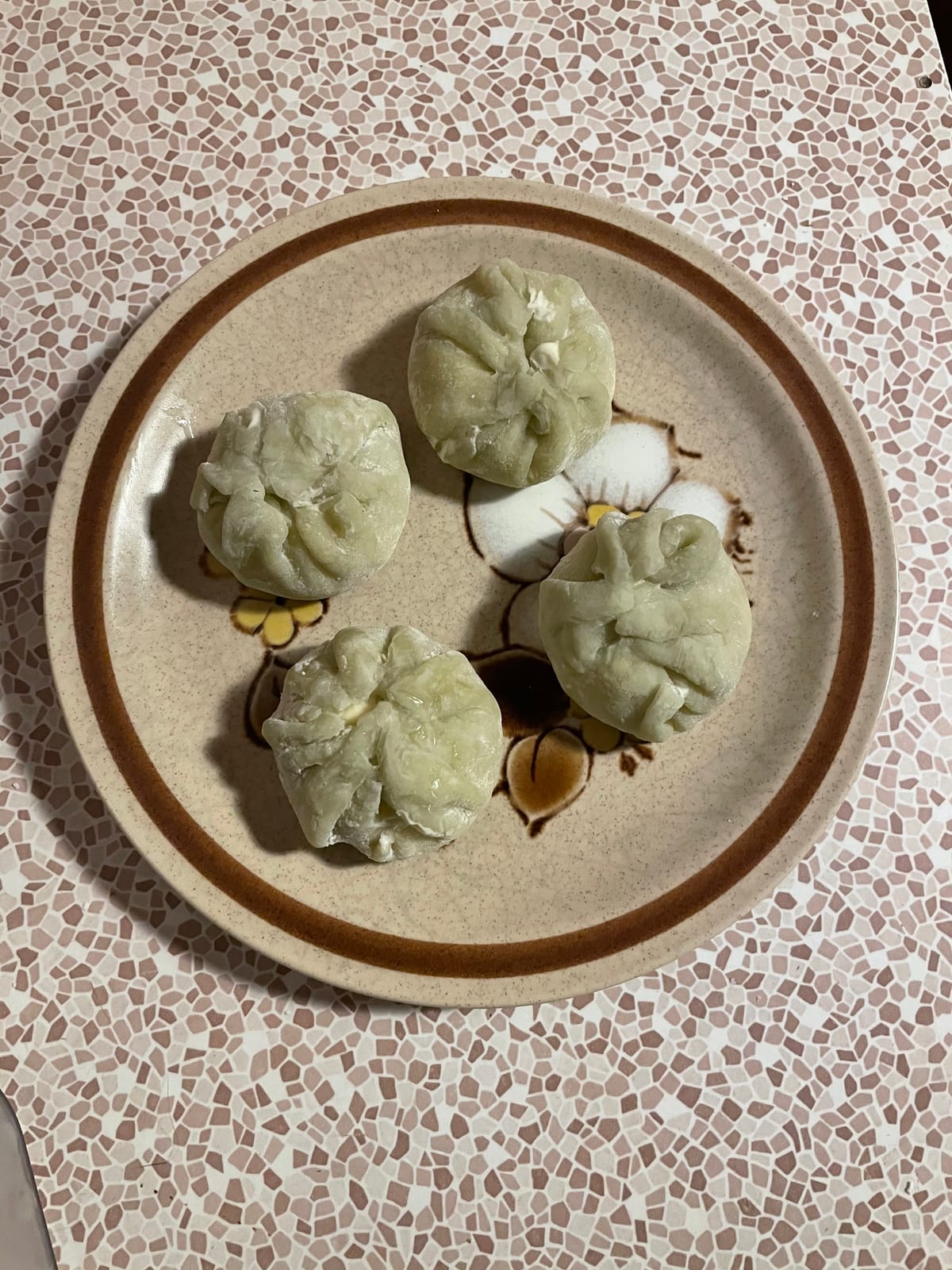 Global Grub Original DIY Mochi Ice Cream Kit - Kit Includes Sweet Rice Flour, Potato Starch, Matcha Powder, Cocoa Powder, Ice Cream Mochi Maker, Dough Cutter, Cooking Instructions. Makes 32 Pieces customer photo 2