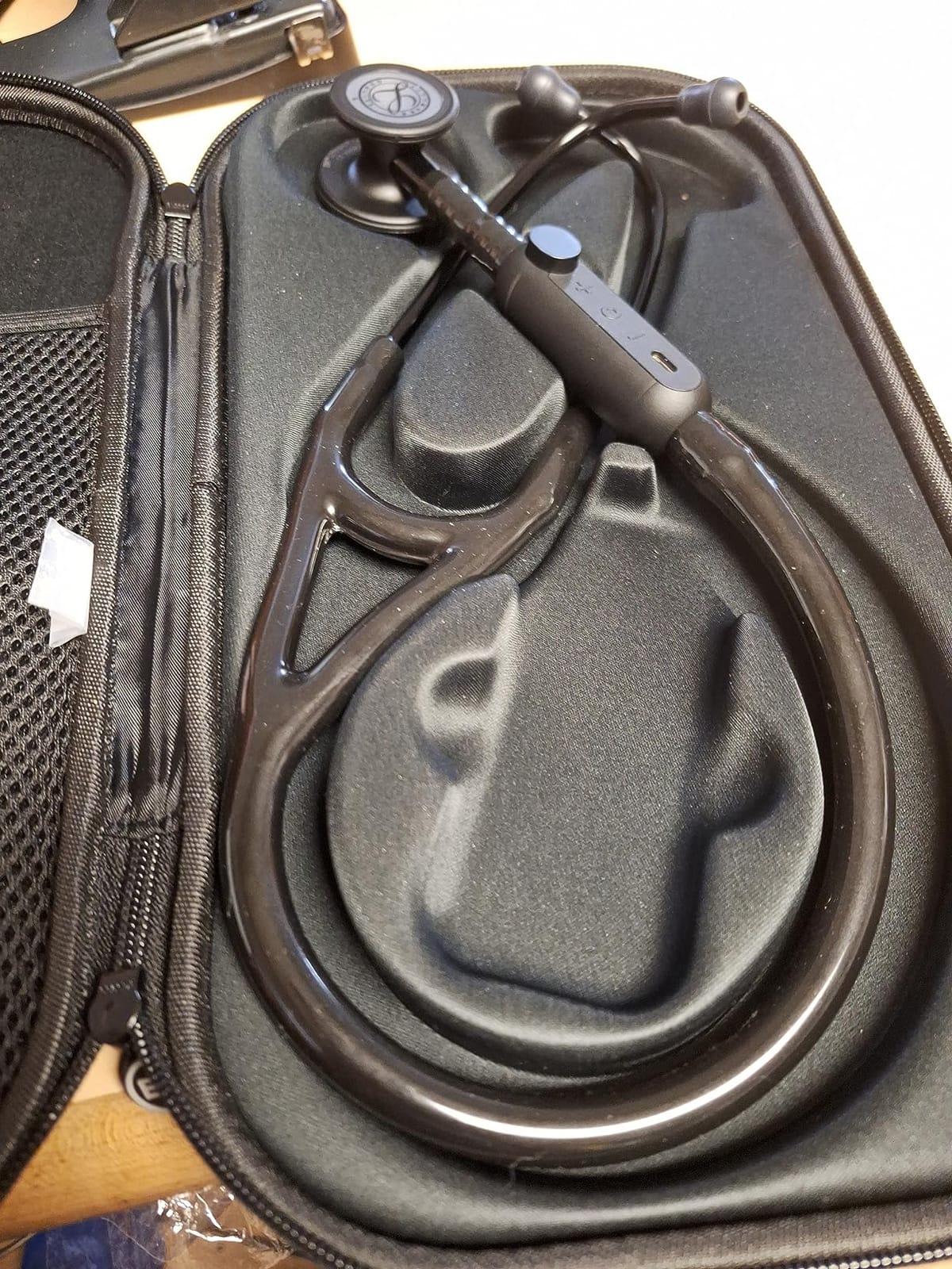 3M Littmann CORE Digital Stethoscope, Our Most Advanced Stethoscope Yet, Up To 40x Amplification, Active Noise Cancellation, In-App Sound Wave Visualization, Black-Finish Chestpiece, 8480 customer photo 2