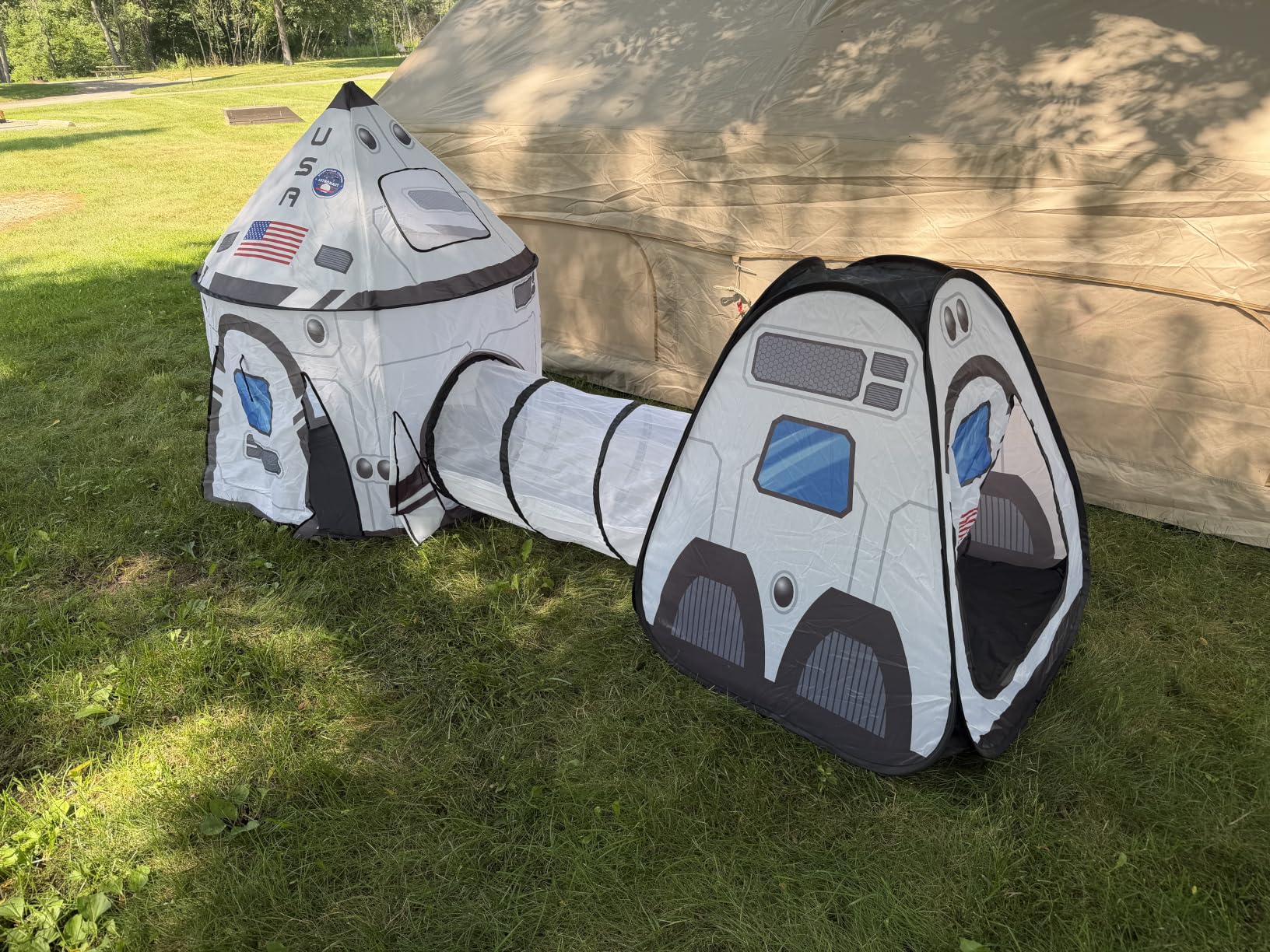 JOYIN White Rocket Ship Pop up Play Tent with Tunnel and Playhouse Kids Indoor Outdoor Spaceship Tent Set customer photo 2