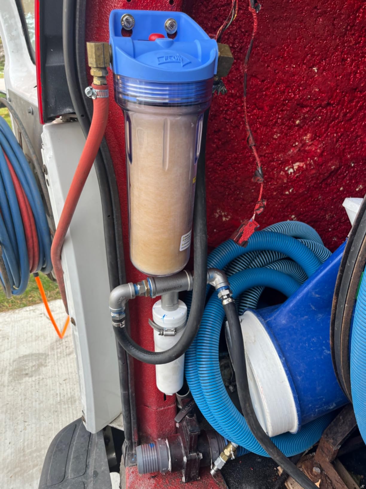 Waterdrop AP431 Whole House Scale Inhibitor with T-fitting | Heater Softener System, Aqua-Pure AP430SS Replacement, Prevents Scale Build Up On Hot Water Heaters, NSF/ANSI 372 Certified customer photo 2