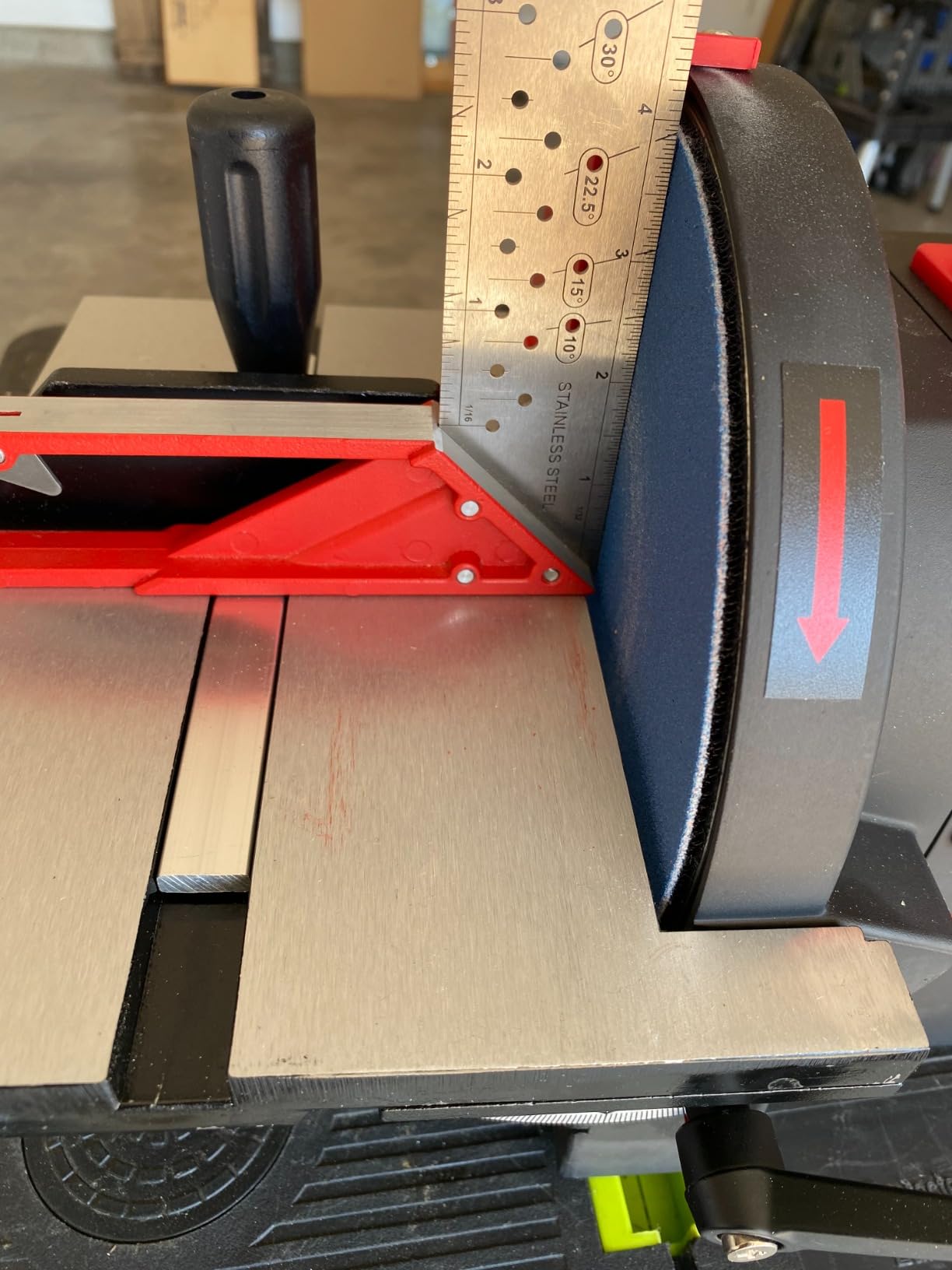 BUCKTOOL Pro 1HP Bench Belt Sander for Metal Working, 4 x 36 in Belt and 8 in Disc Sander with 1HP Direct-drive Motor, Benchtop for Metalworking, BD4801-M customer photo 1