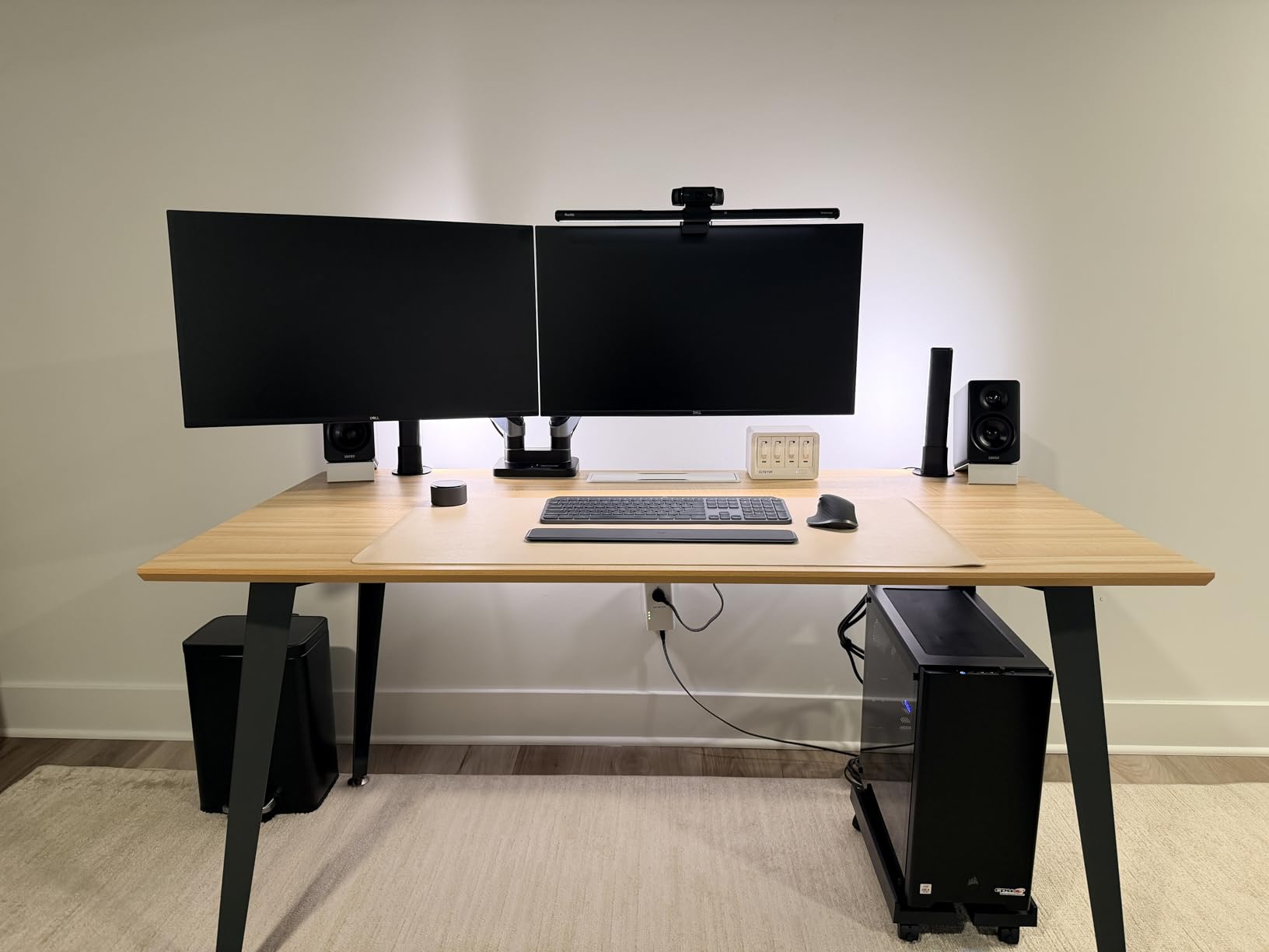 PAMO Cable Management Under Desk, Set of 2 - Black customer photo 1