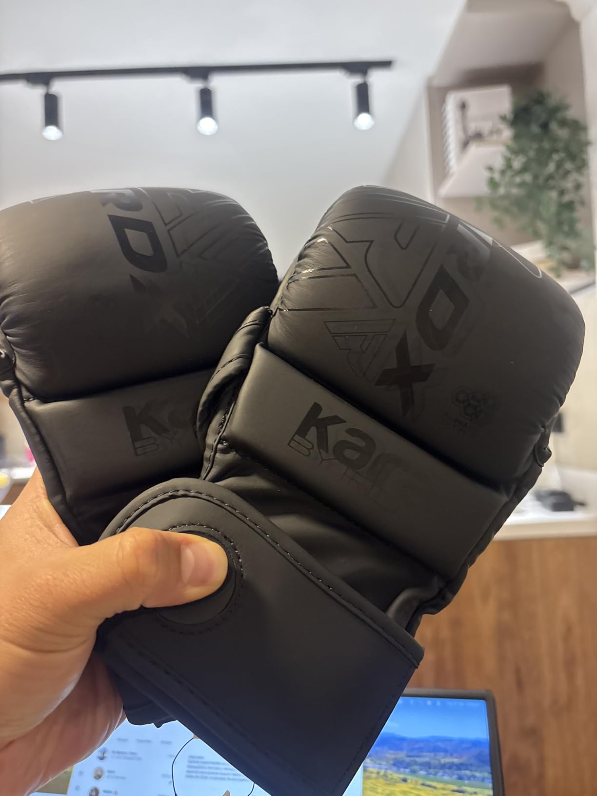 RDX MMA Gloves Sparring Grappling, Hybrid Open Palm Martial Arts Mitts Men Women, Maya Hide Leather Wrist Support, Cage Fighting Combat Sports Boxing Glove Training, Muay Thai, Punching Bag Kickboxing customer photo 2