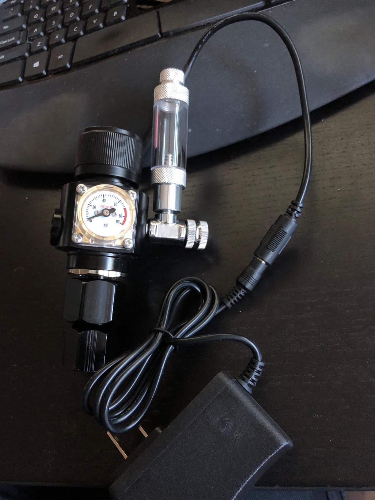 FZONE Aquarium CO2 Regulator Mini Series V3.0 Dual Stage with DC Solenoid and Bubble Counter Check Valve Compatible Paintball Tank CGA320 CO2 Cylinder | Adjustable Pressure, Wide Compatibility customer photo 1