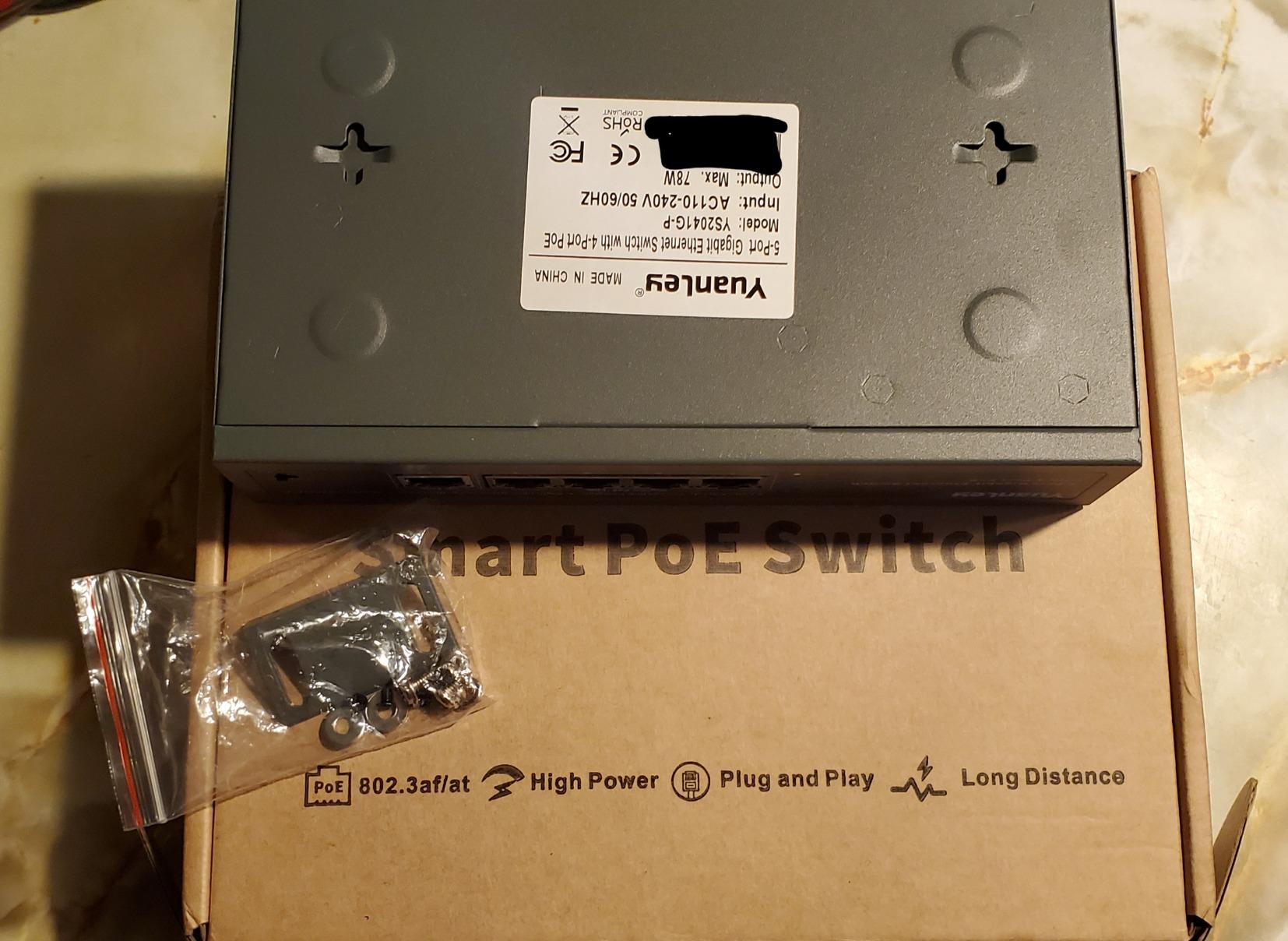 YuanLey 8 Port Gigabit PoE Switch with 2 Gigabit Uplink, 8 PoE+ Port 1000Mbps, 1 SFP Port, 120W 802.3af/at, Metal, Qos, Unmanaged Plug and Play AI Smart Detection Ethernet Switch customer photo 1
