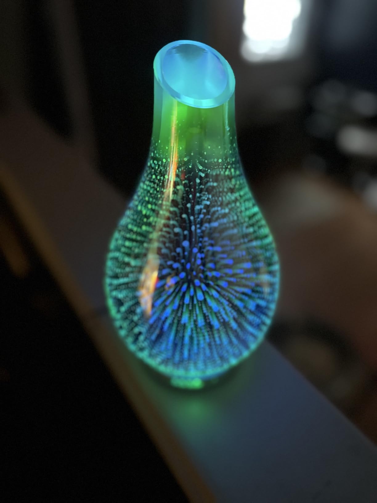MAXWINER Essential Oil Diffusers Ultrasonic 3D Glass Aromatherapy Diffuser, Auto Shut-Off, Timer Setting, 7 Colors LED Lights Changing for Home, Office, Spa 120ml customer photo 1