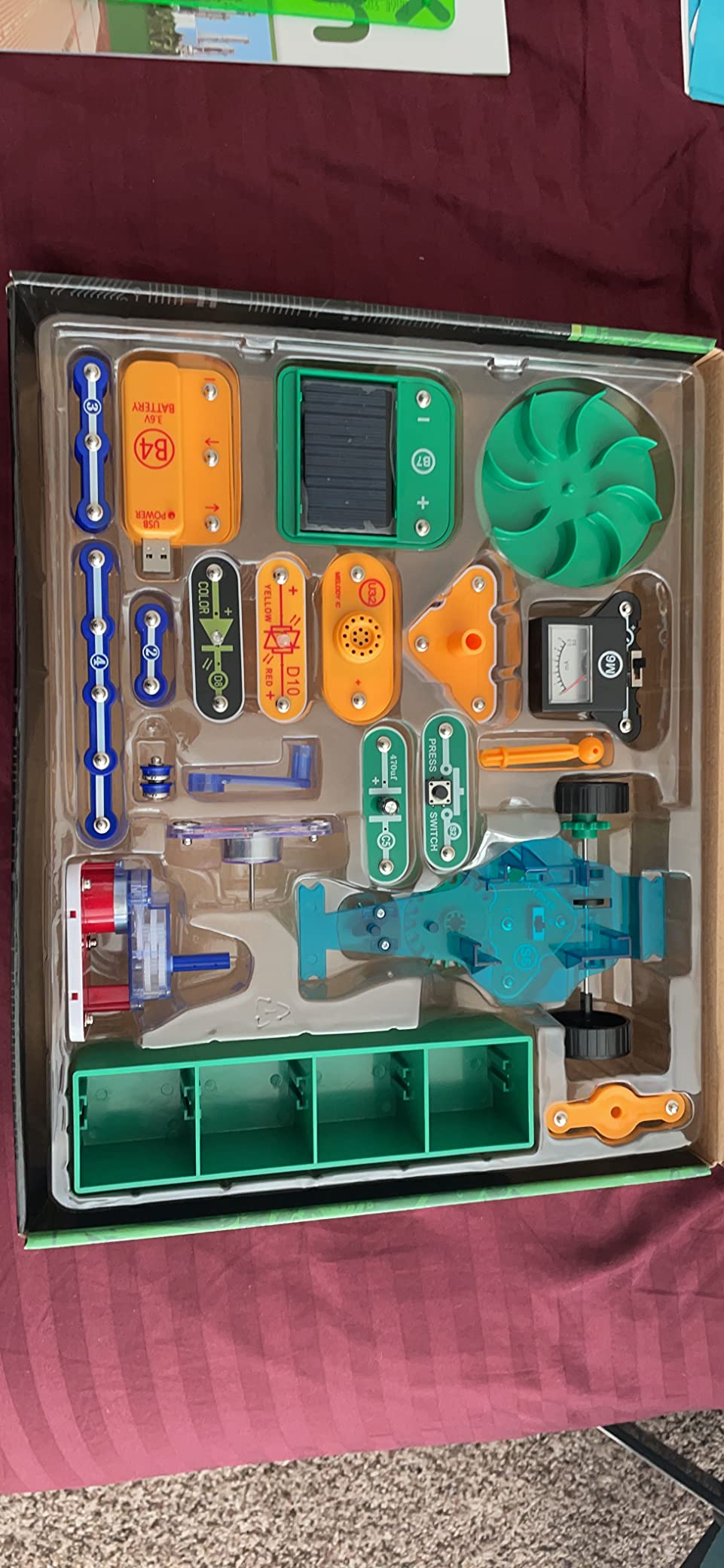 Snap Circuits Green Energy Electronics Exploration Kit | Over 125 Exciting STEM Projects customer photo 1