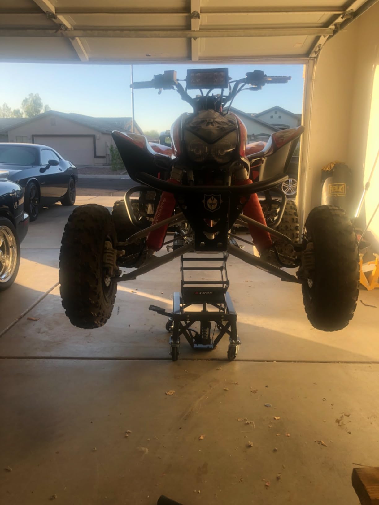 Tusk Scissor Lift Stand - Adjustable 13.75-34 Inches Heavy-Duty Motorcycle Lift Stand with Casters & Rubber Top Pad - Supports Up to 300 lb for Dirt Bike, ATV & UTV Maintenance customer photo 2