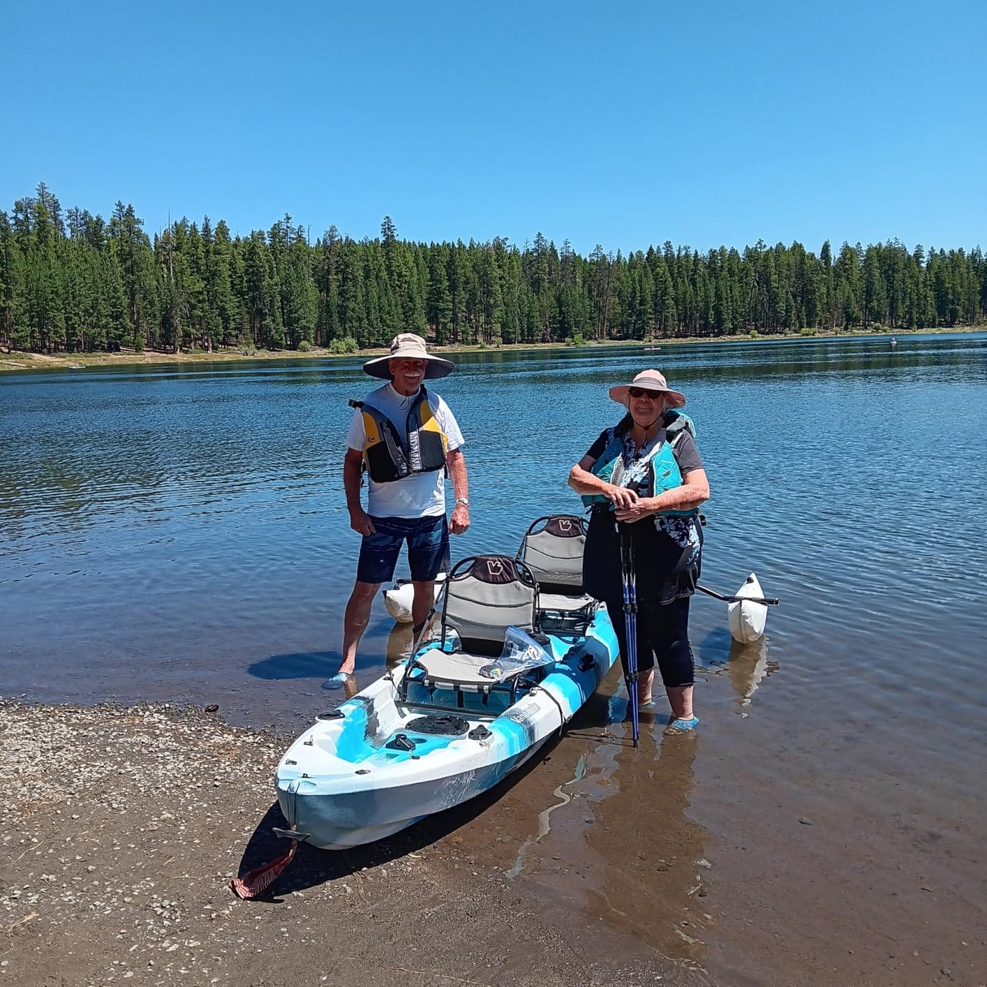 Kayak Outrigger Stabilizer, Portable PVC Higher Stability Kayak Outrigger Kit, Three Colours to Choose Inflatable Kayak Stabilizer, Easy to Install, for Floating Balancing Boat customer photo 1